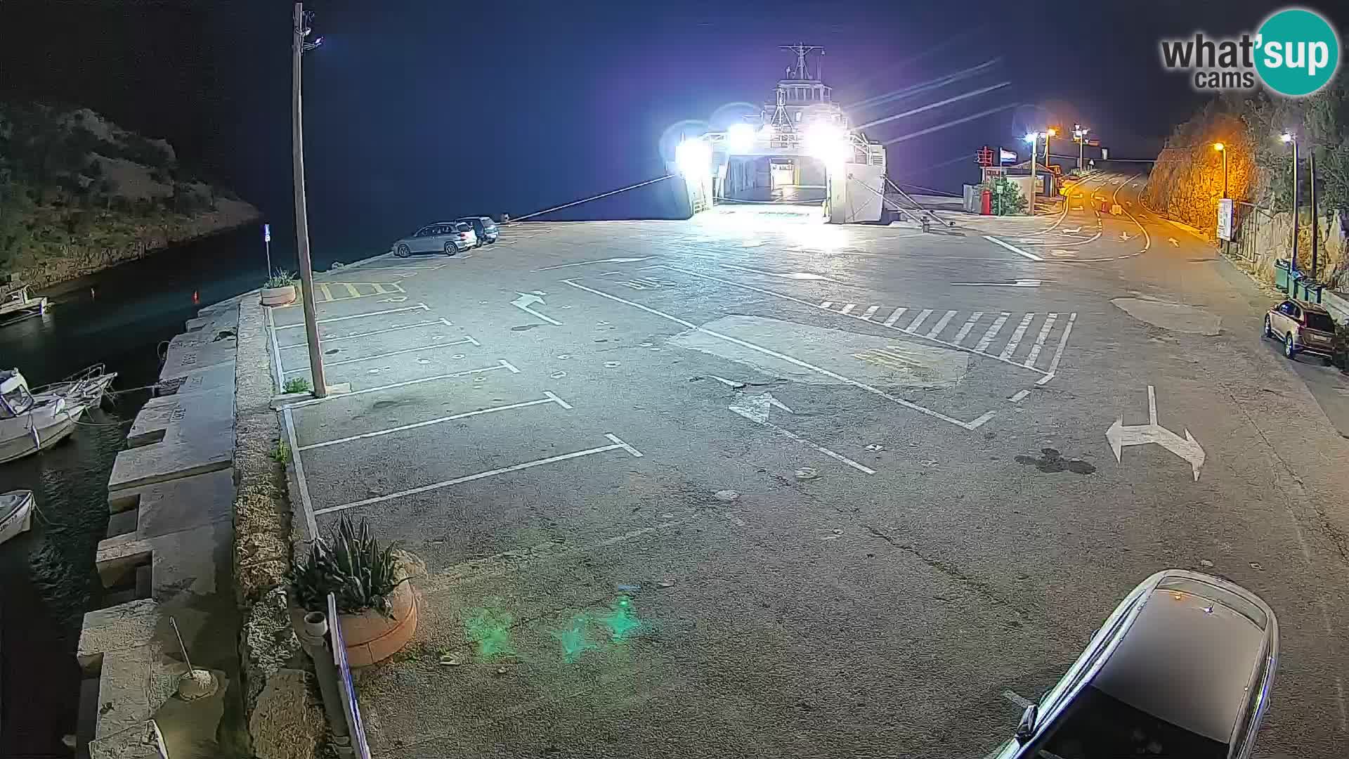 Webcam Prizna ferry port to Pag island