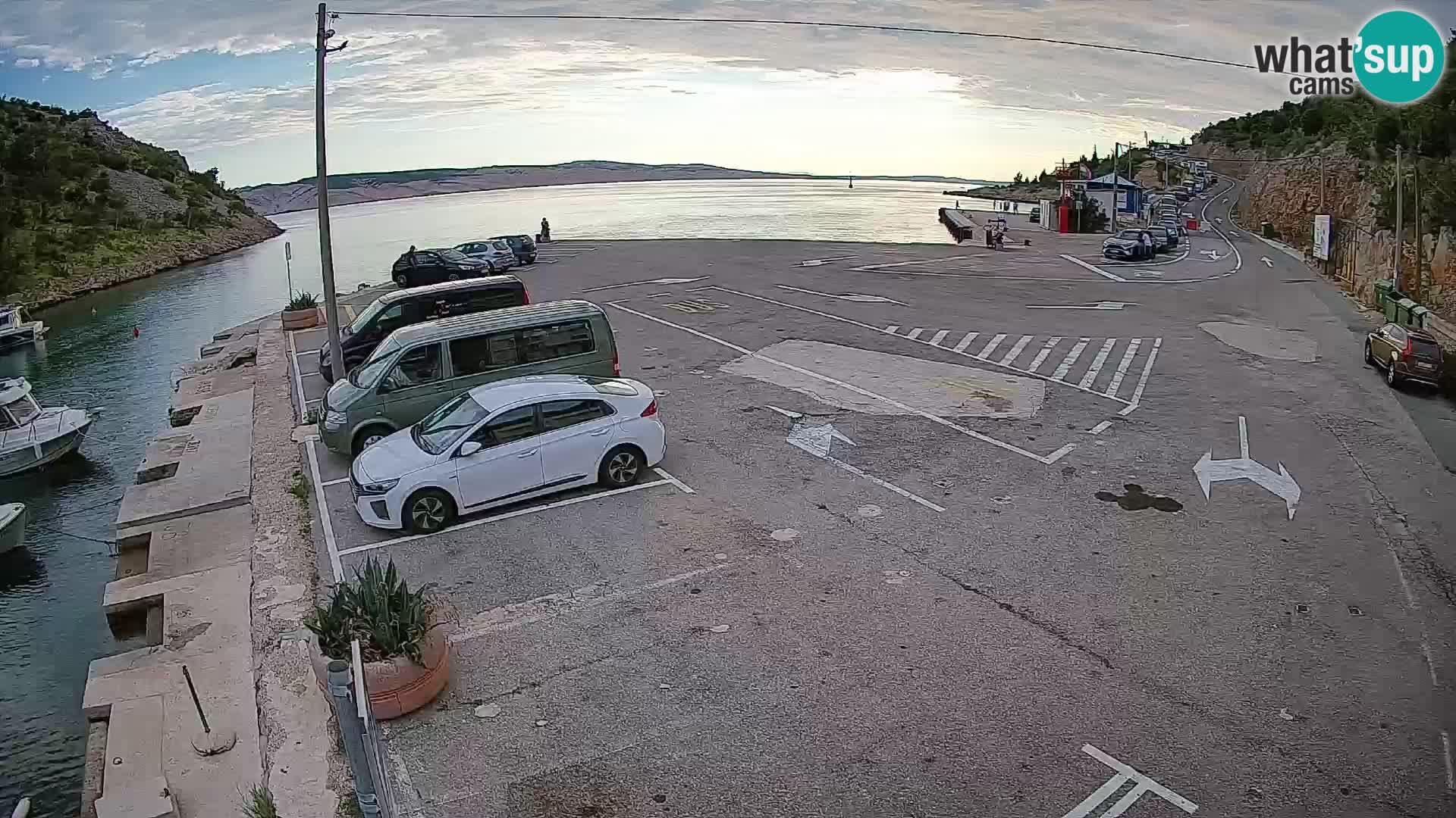 Webcam Prizna ferry port to Pag island