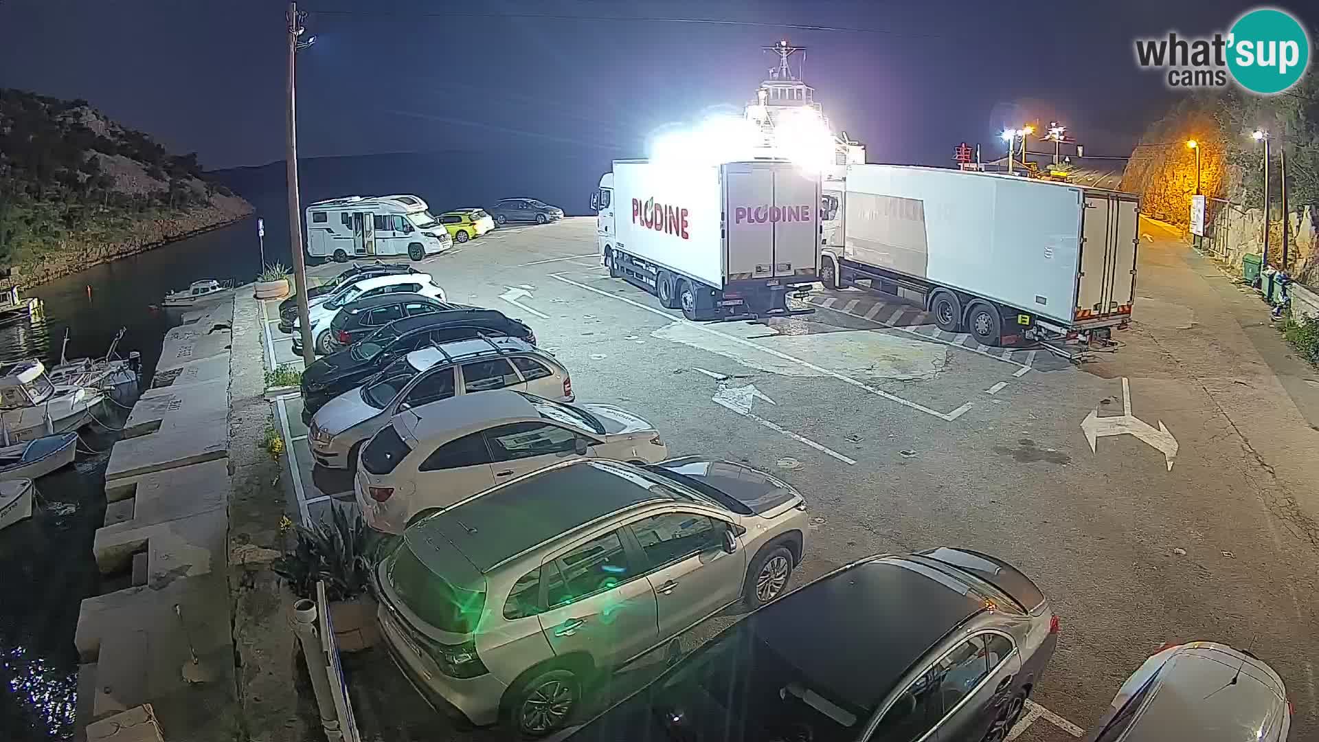 Webcam del puerto de ferris de Prizna – hacia la isla de Pag