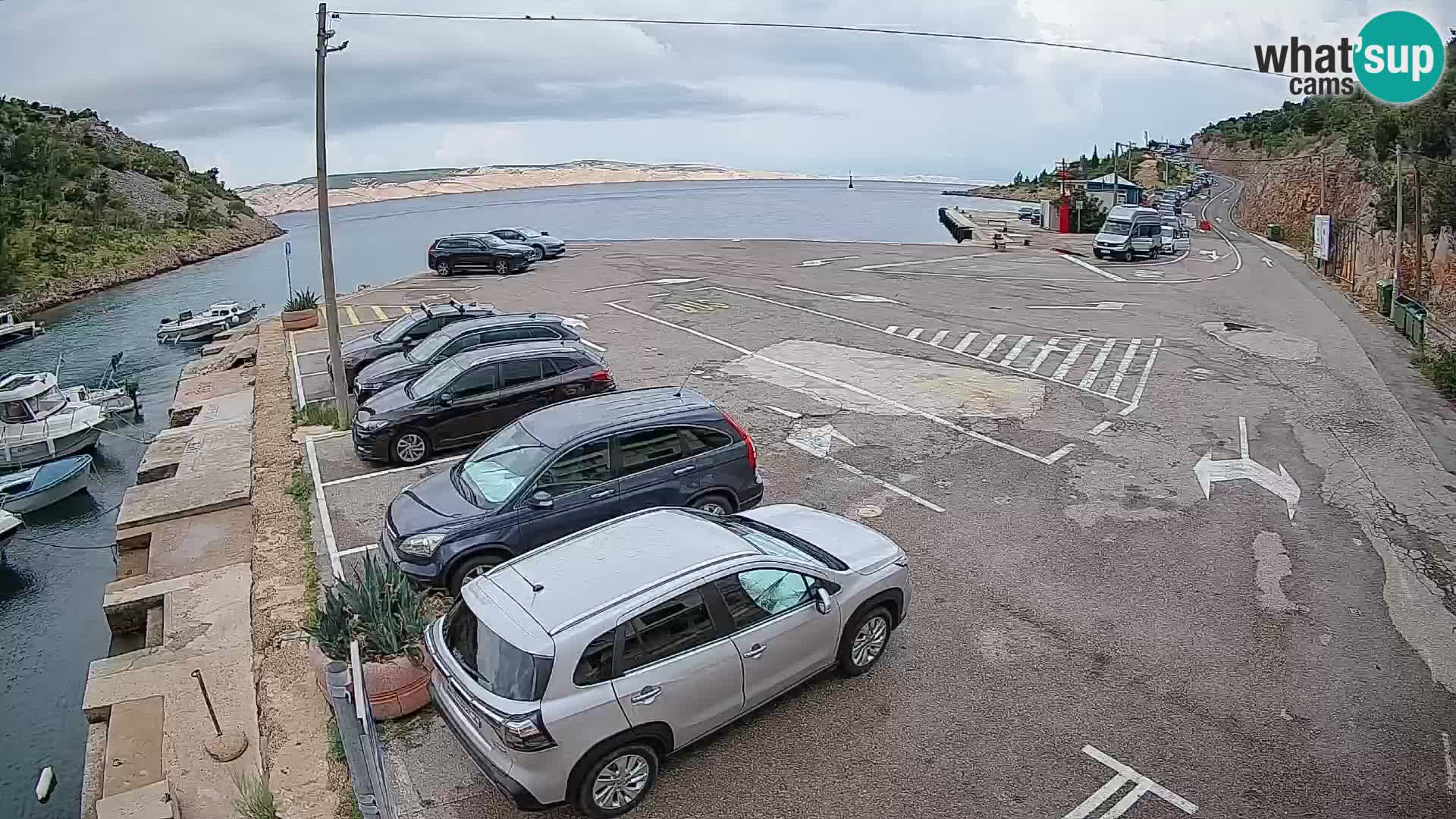 Webcam del puerto de ferris de Prizna – hacia la isla de Pag