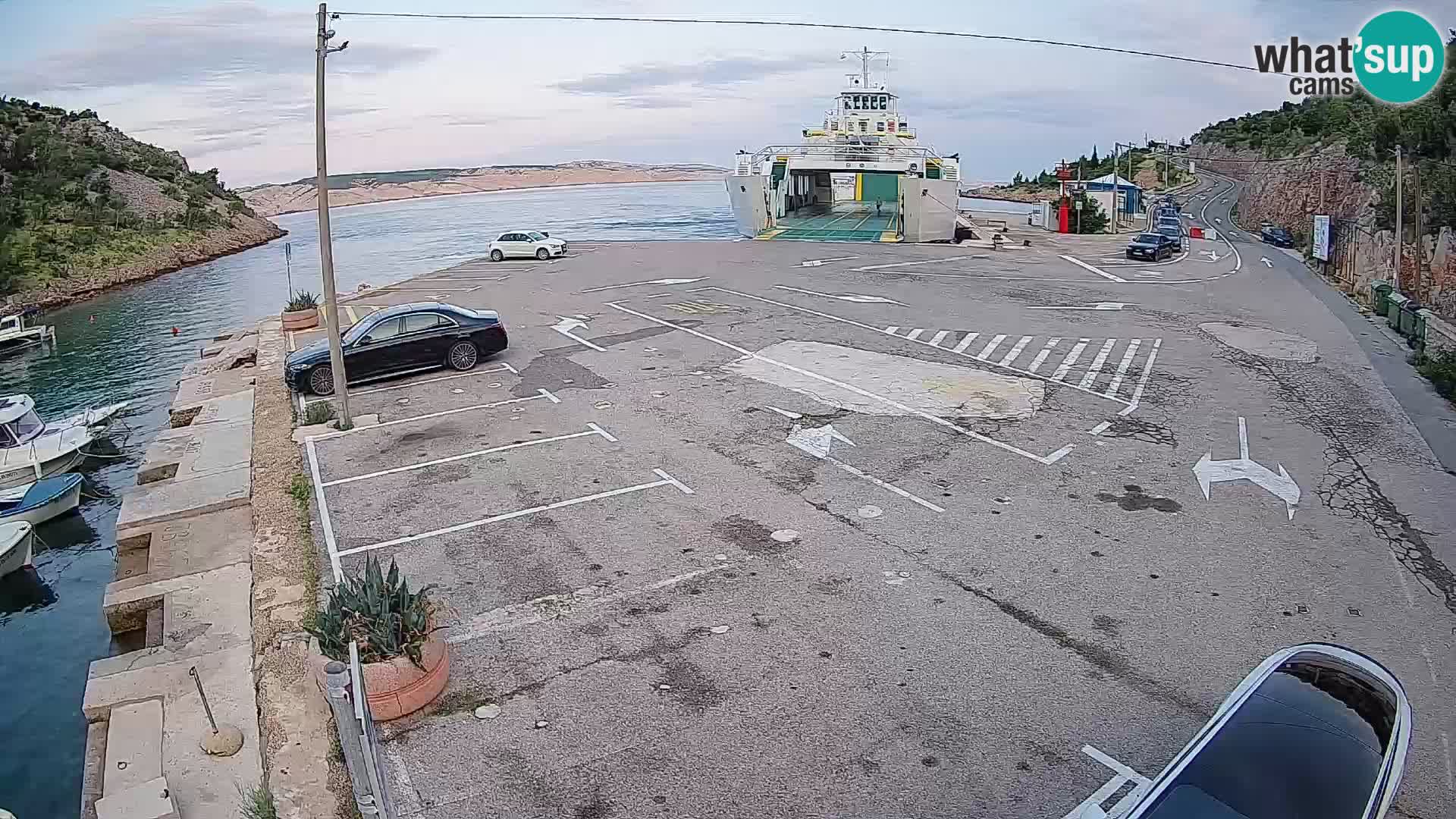 Webcam Prizna ferry port to Pag island