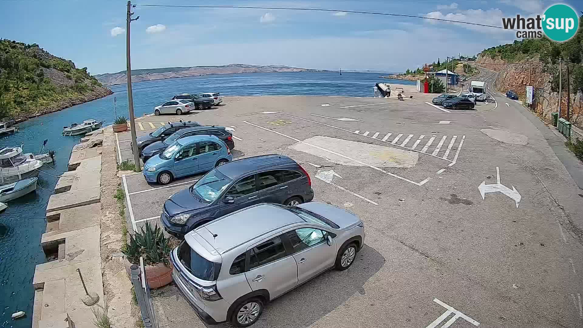 Webcam del puerto de ferris de Prizna – hacia la isla de Pag