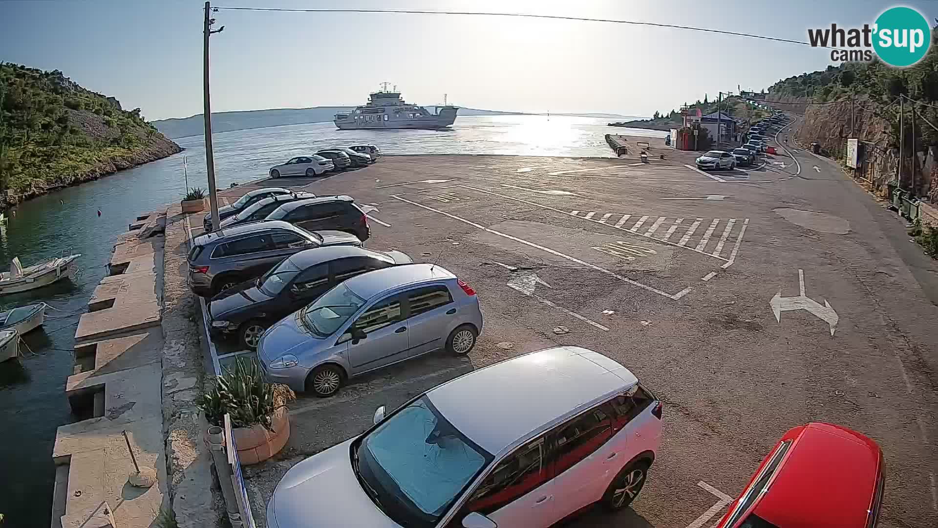 Webcam port de ferry de Prizna – vers l’île de Pag