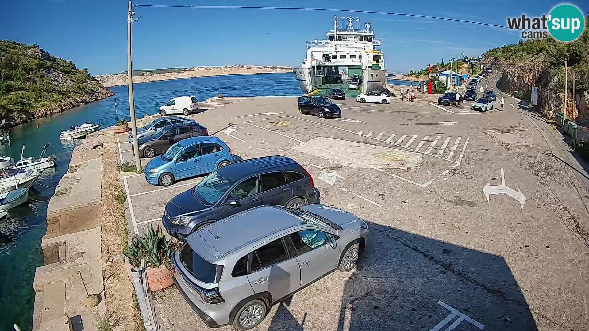 Web kamera trajektna luka Prizna – prema otoku Pag