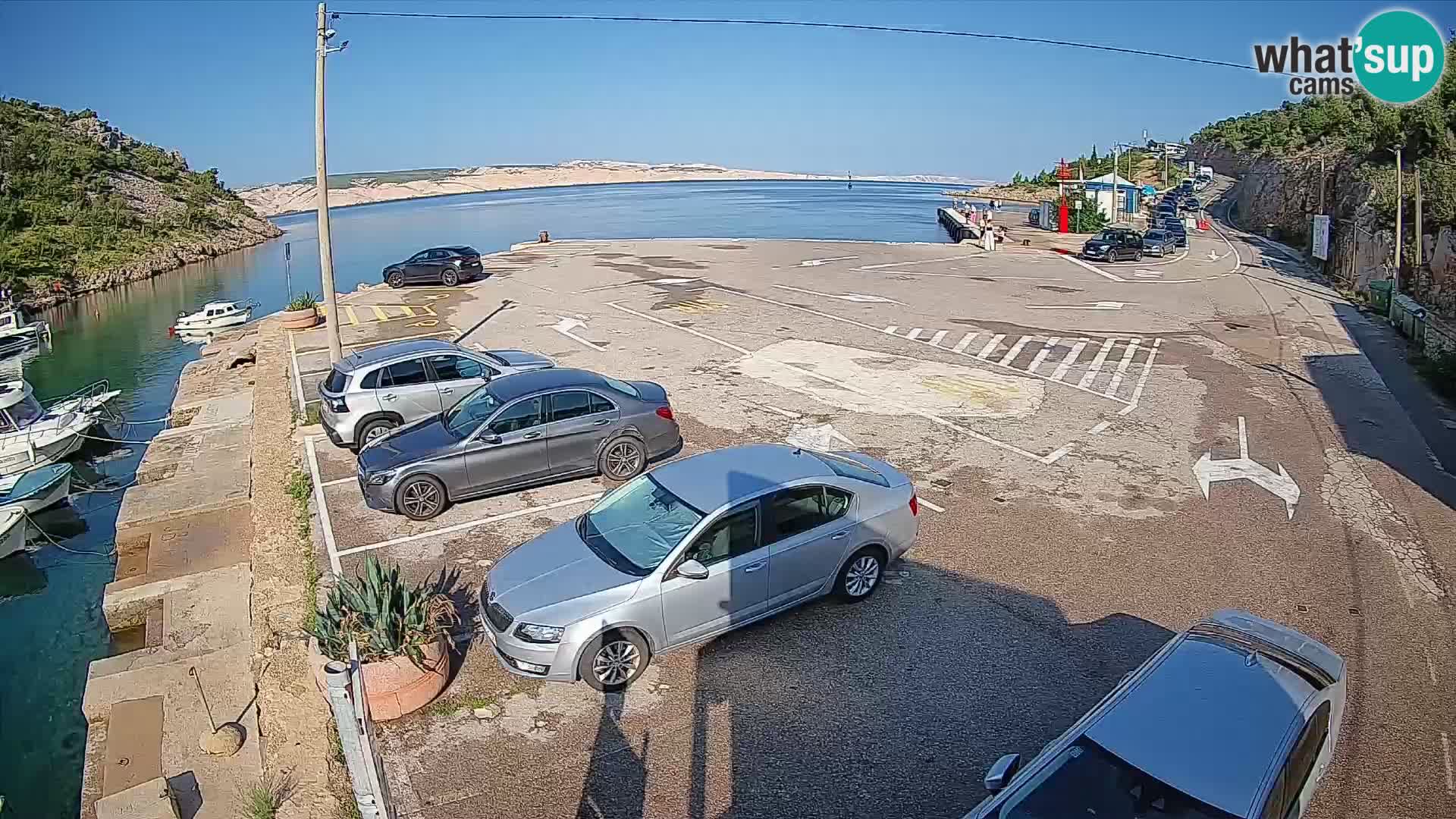 Webcam Prizna ferry port to Pag island