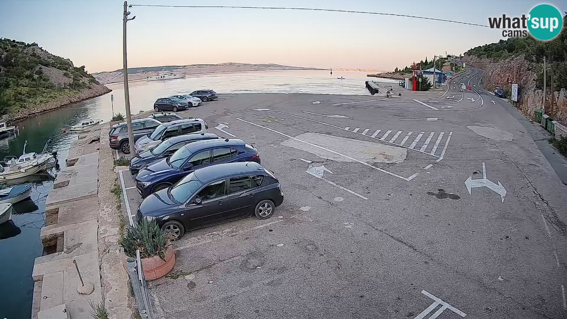 Webcam port de ferry de Prizna – vers l’île de Pag