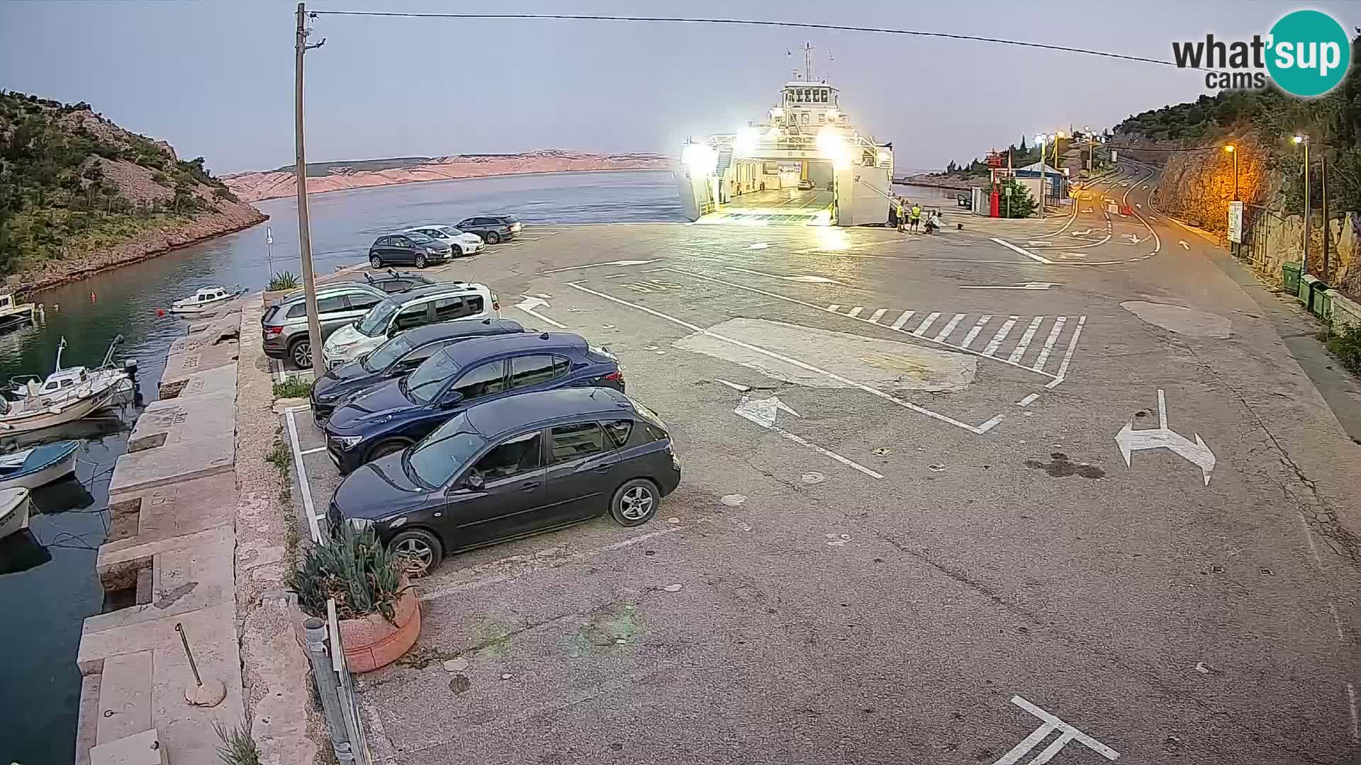 Webcam Fährhafen Prizna – zur Insel Pag