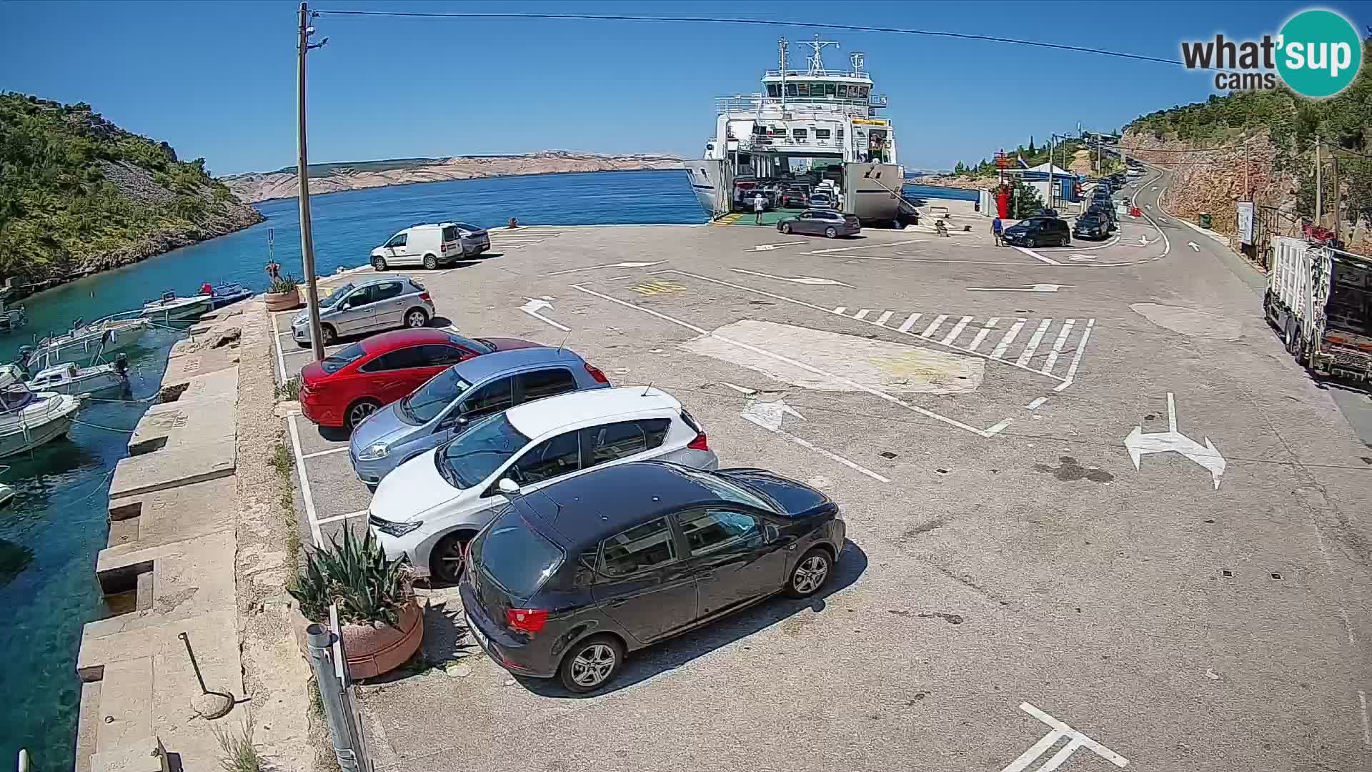 Webcam Prizna ferry port to Pag island