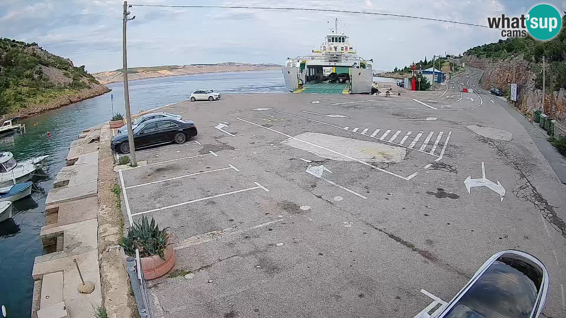 Webcam Prizna ferry port to Pag island