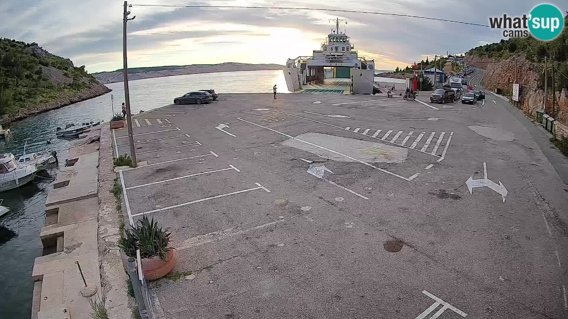 Webcam port de ferry de Prizna – vers l’île de Pag