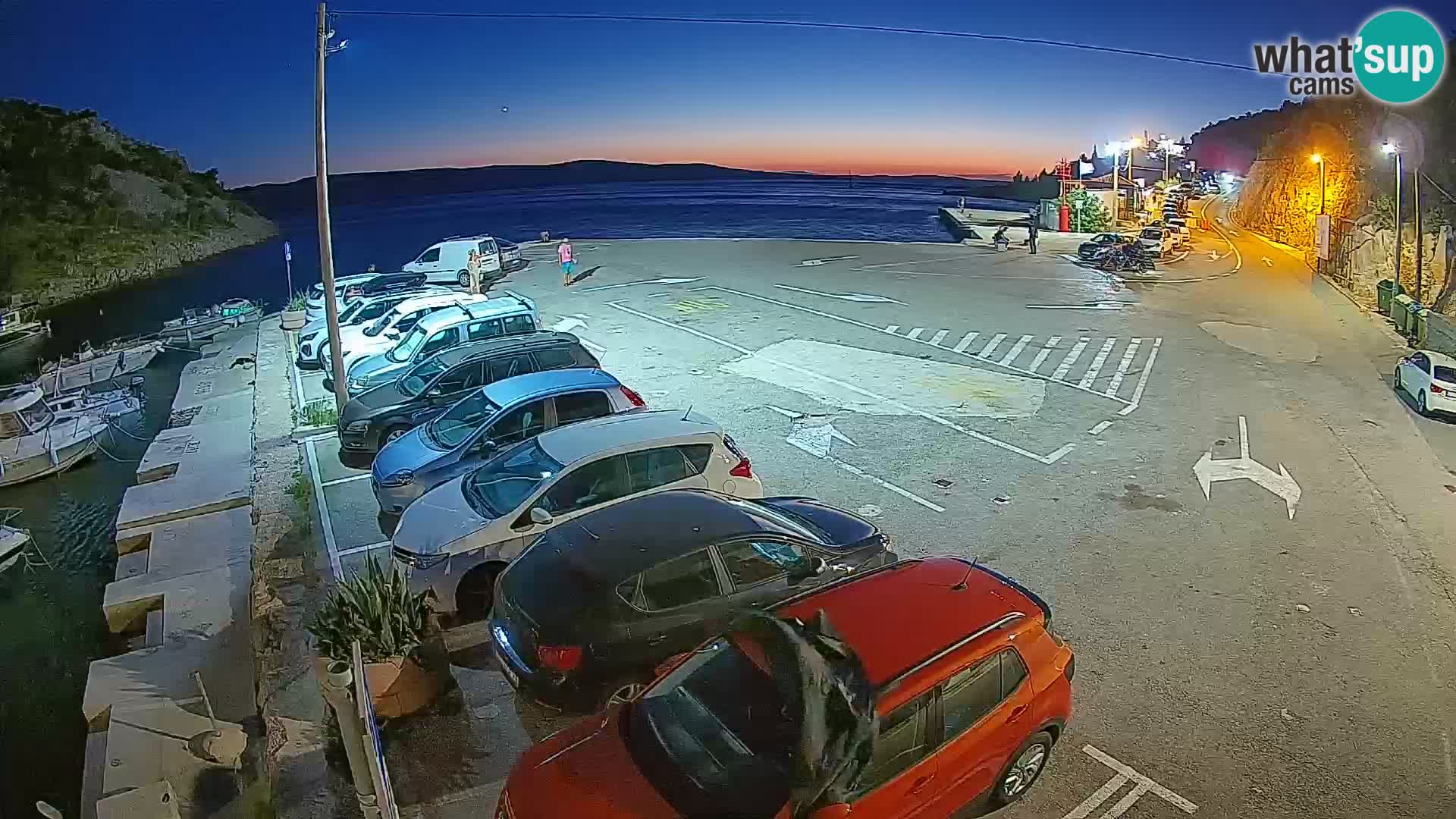Webcam del puerto de ferris de Prizna – hacia la isla de Pag