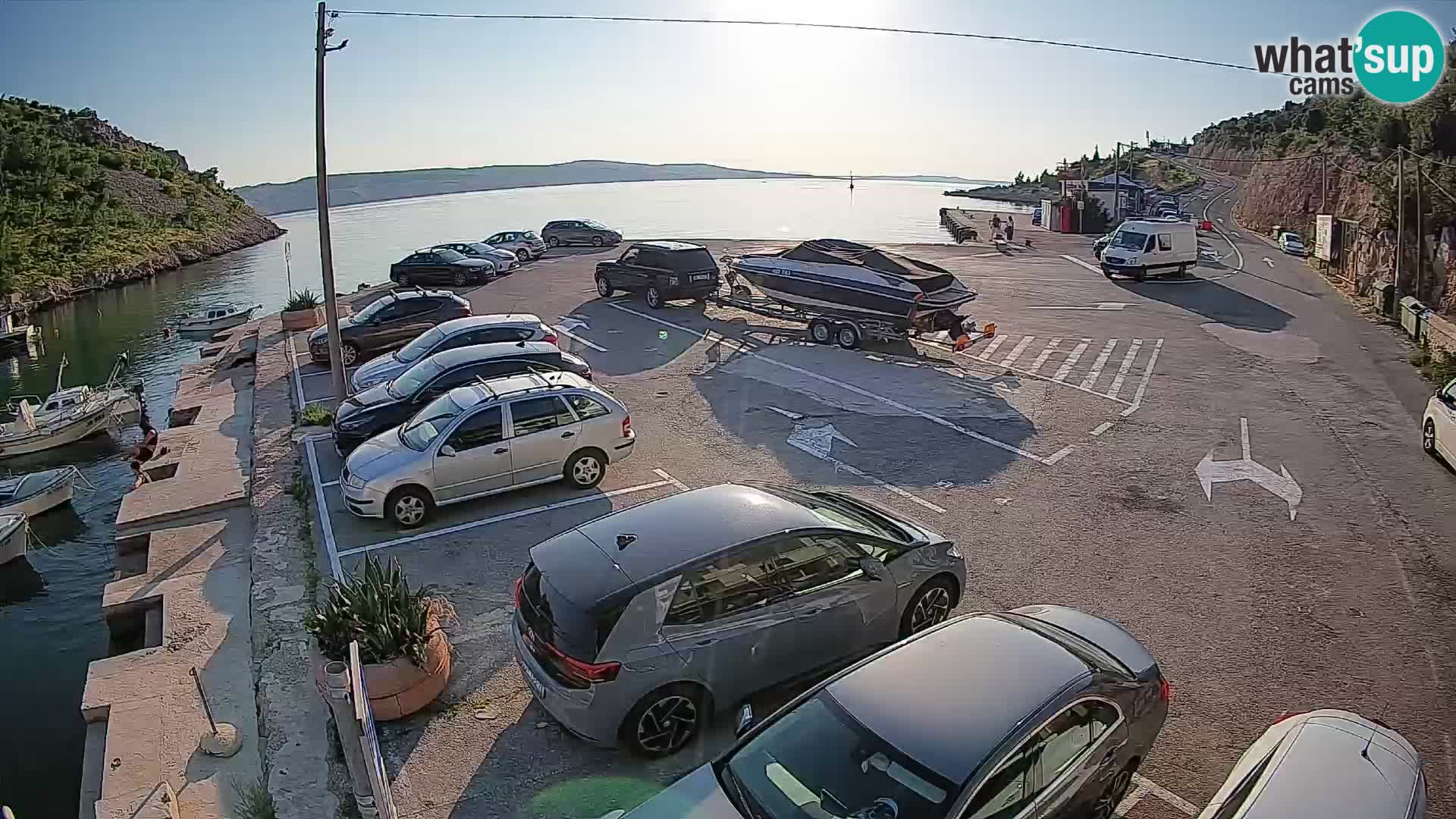 Webcam Prizna ferry port to Pag island
