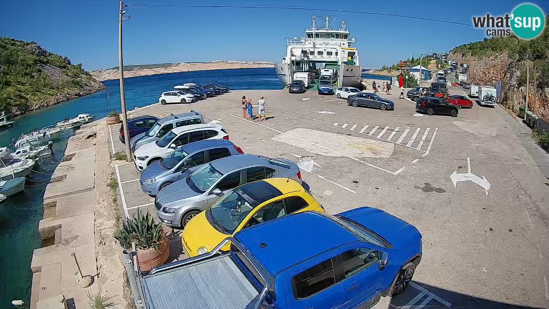 Webcam del puerto de ferris de Prizna – hacia la isla de Pag