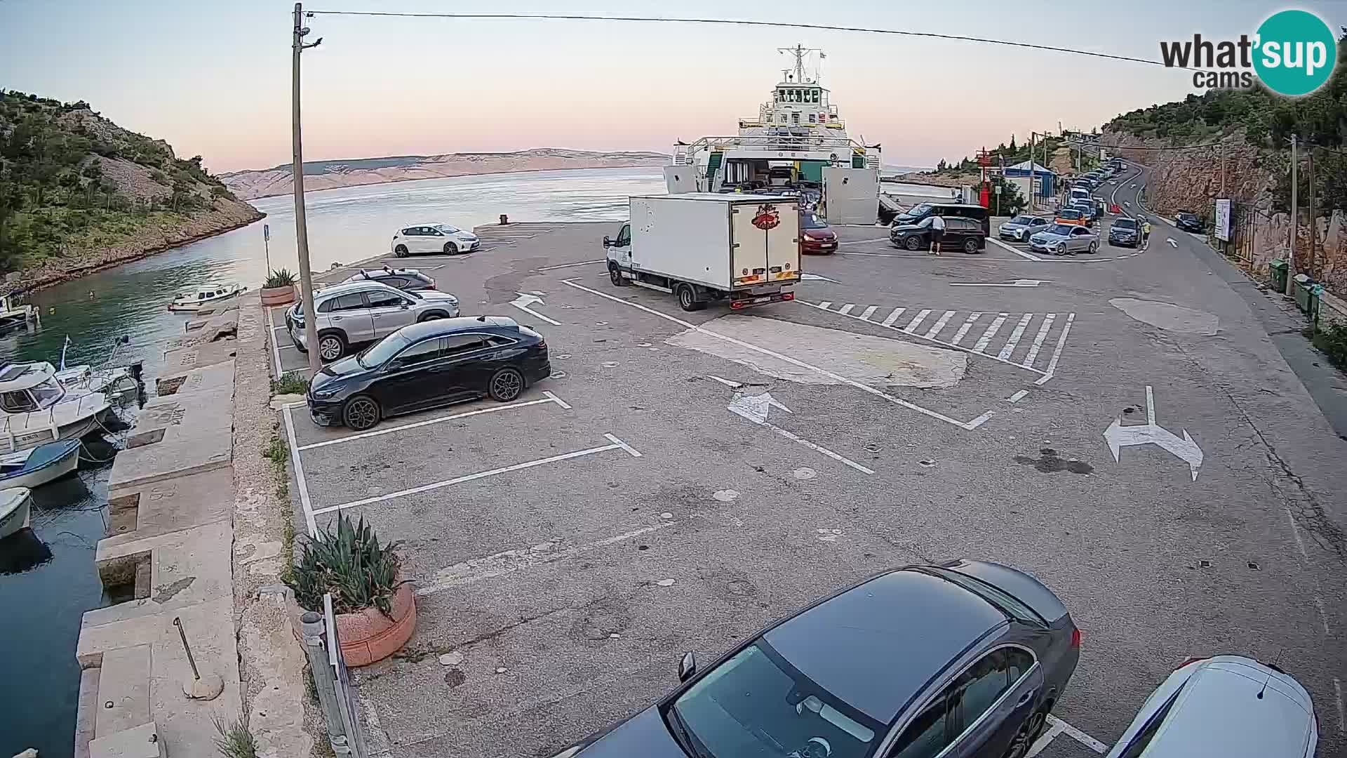 Webcam Prizna ferry port to Pag island