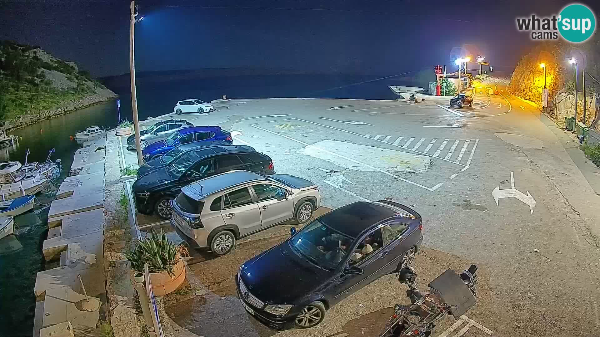 Webcam del puerto de ferris de Prizna – hacia la isla de Pag