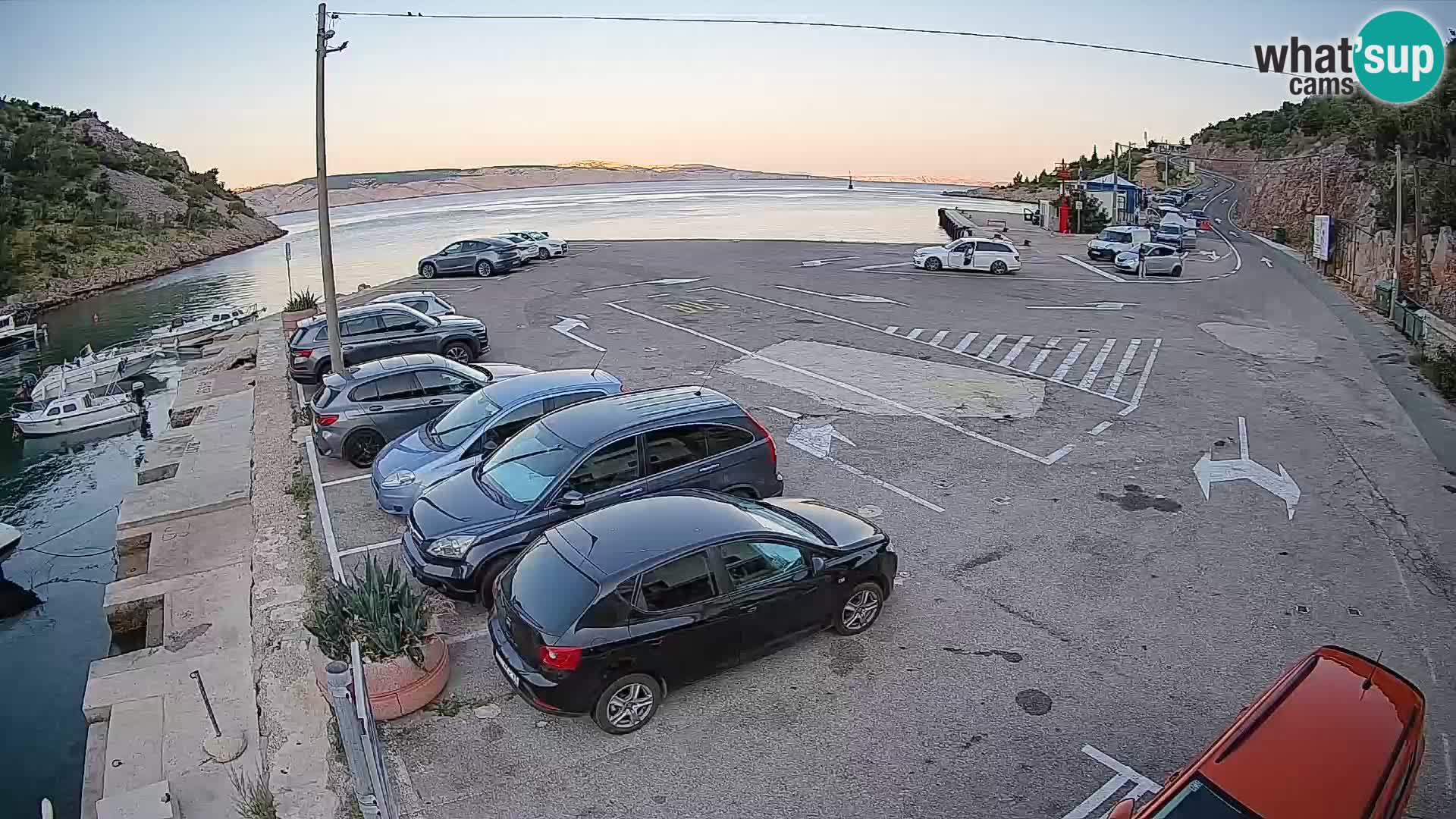 Webcam Prizna ferry port to Pag island