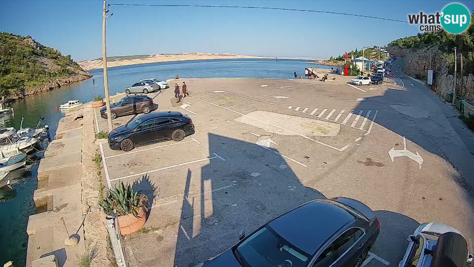 Web kamera trajektna luka Prizna – prema otoku Pag