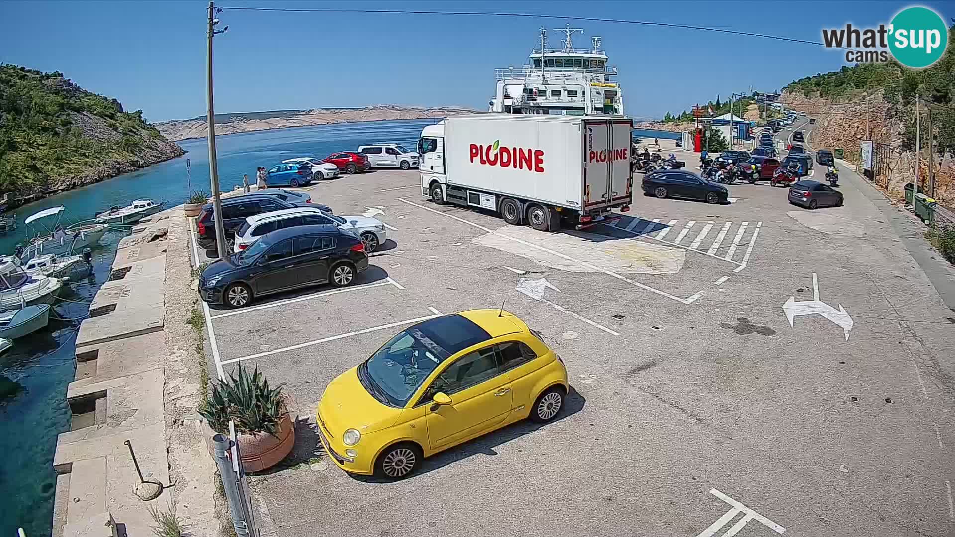 Webcam del puerto de ferris de Prizna – hacia la isla de Pag