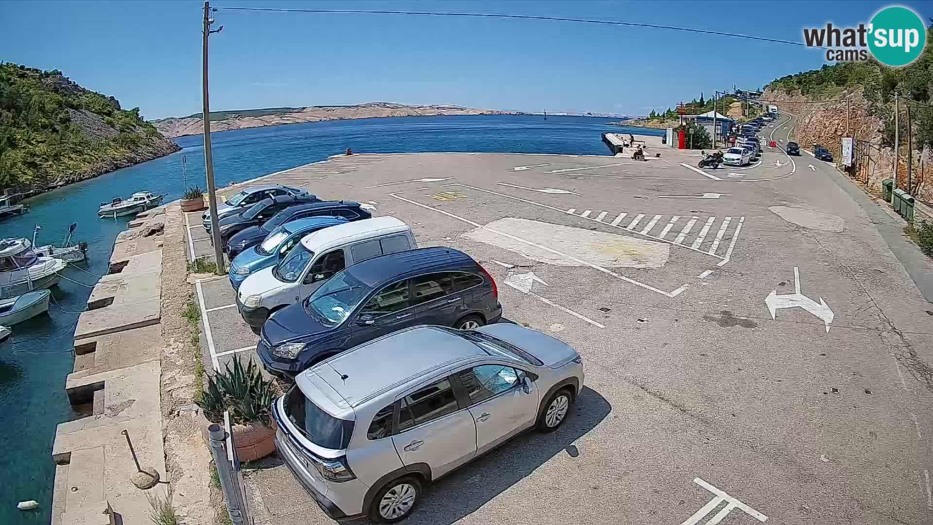 Webcam del puerto de ferris de Prizna – hacia la isla de Pag