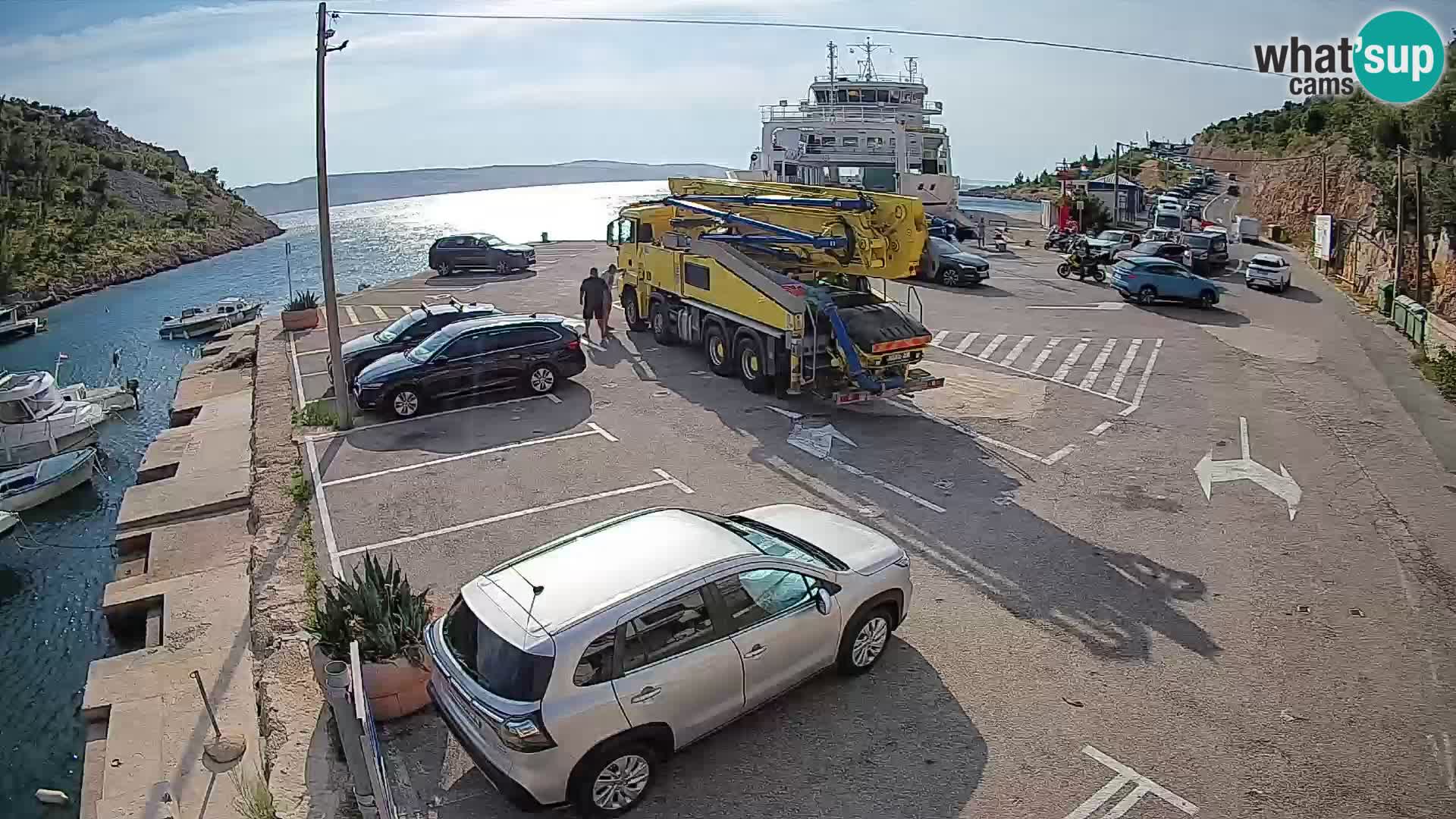 Webcam Prizna ferry port to Pag island