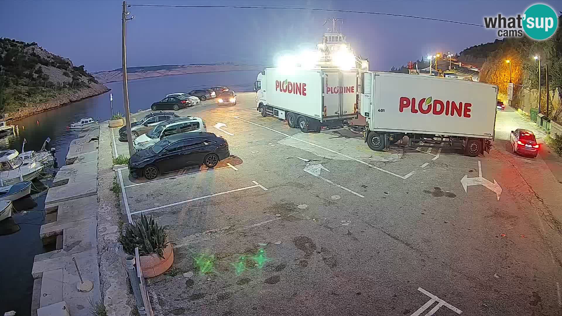 Webcam port de ferry de Prizna – vers l’île de Pag