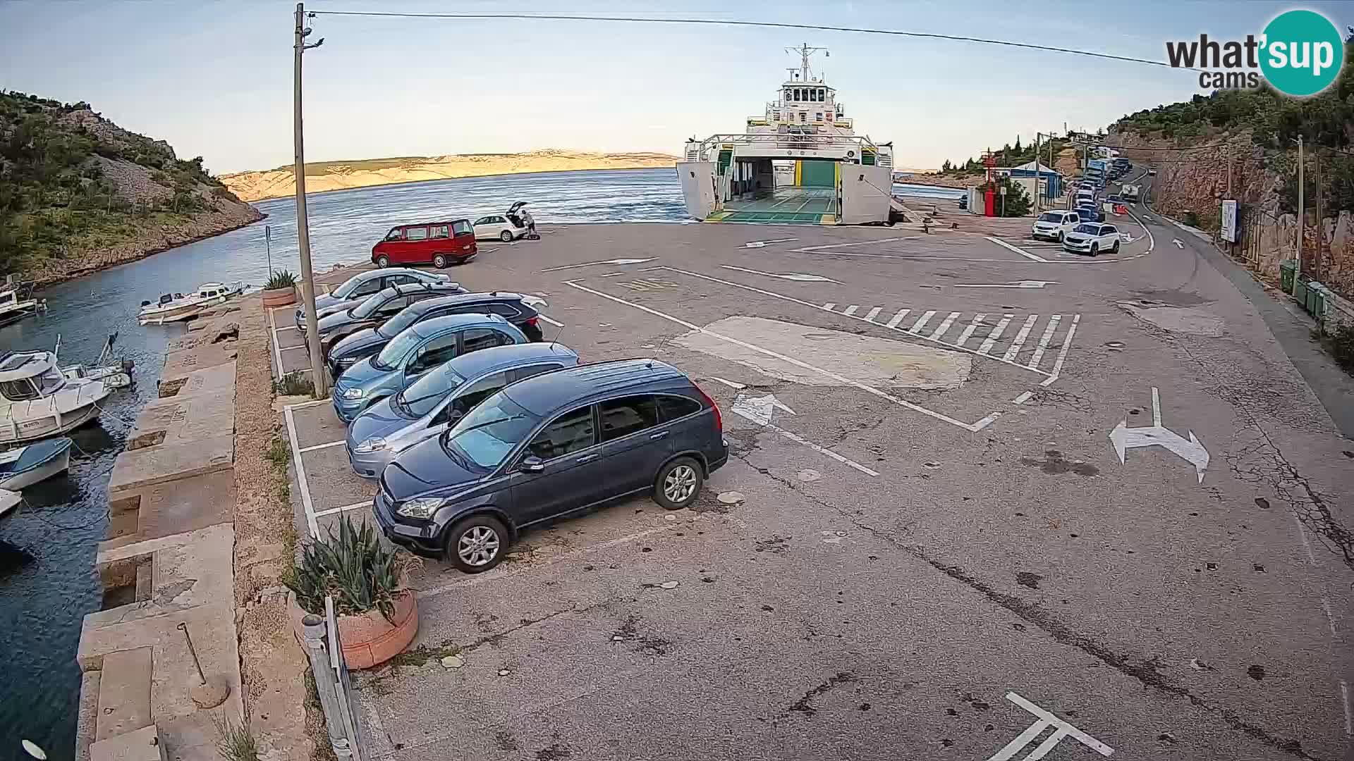 Webcam port de ferry de Prizna – vers l’île de Pag