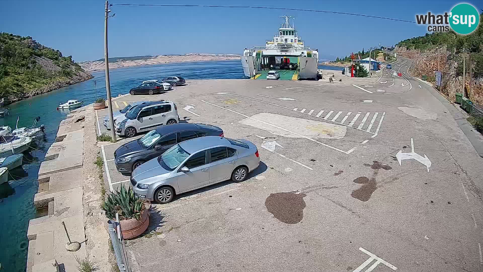Webcam del puerto de ferris de Prizna – hacia la isla de Pag