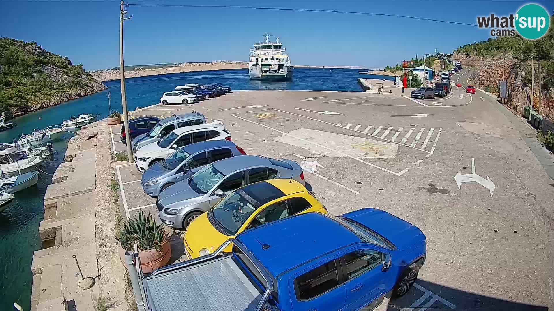 Webcam Prizna ferry port to Pag island