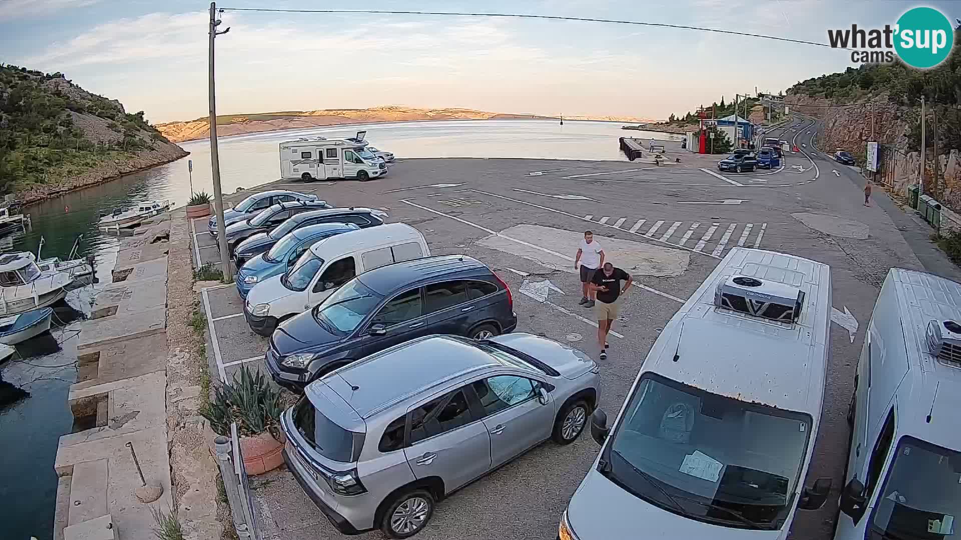 Webcam port de ferry de Prizna – vers l’île de Pag