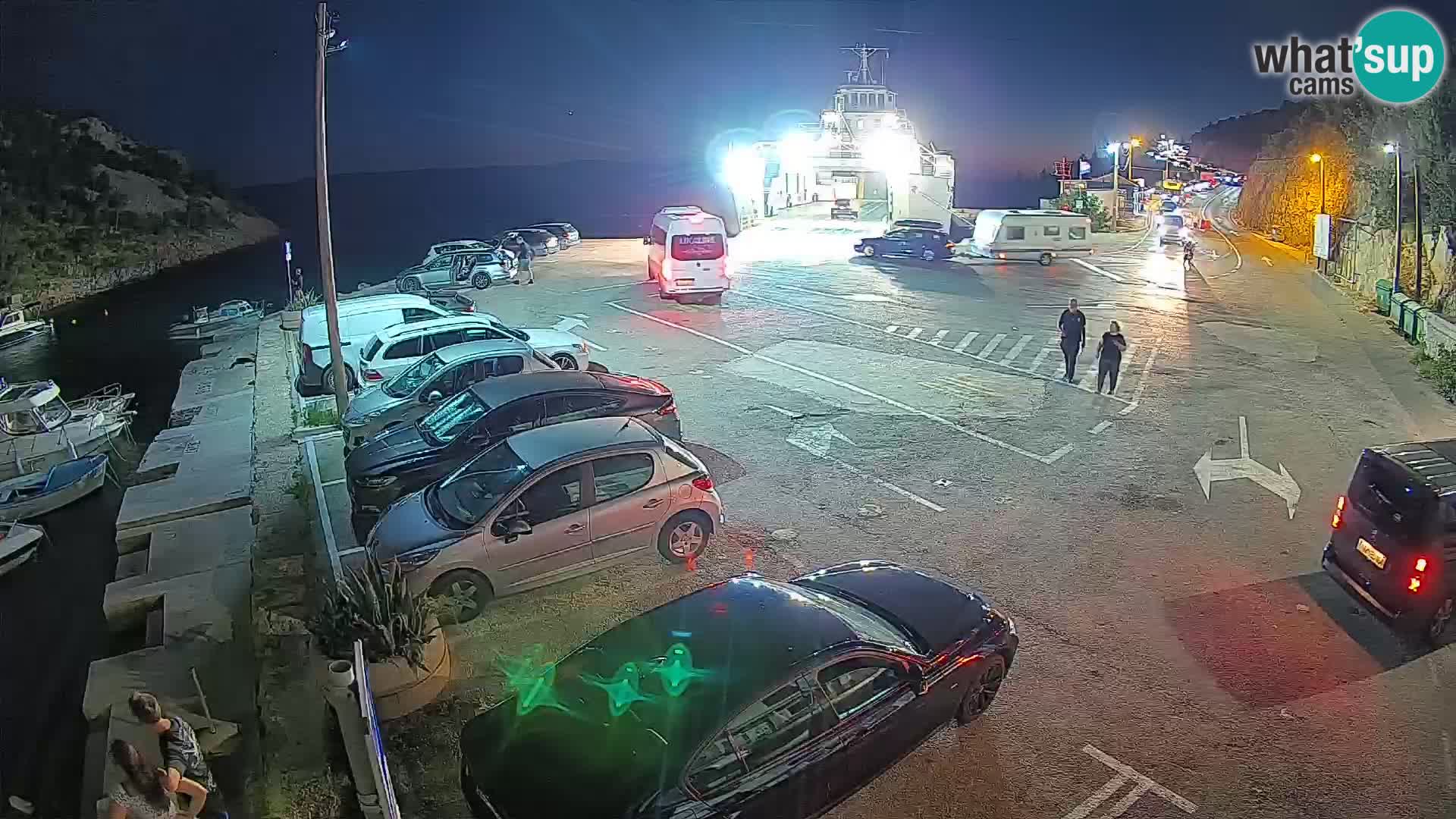 Webcam del puerto de ferris de Prizna – hacia la isla de Pag