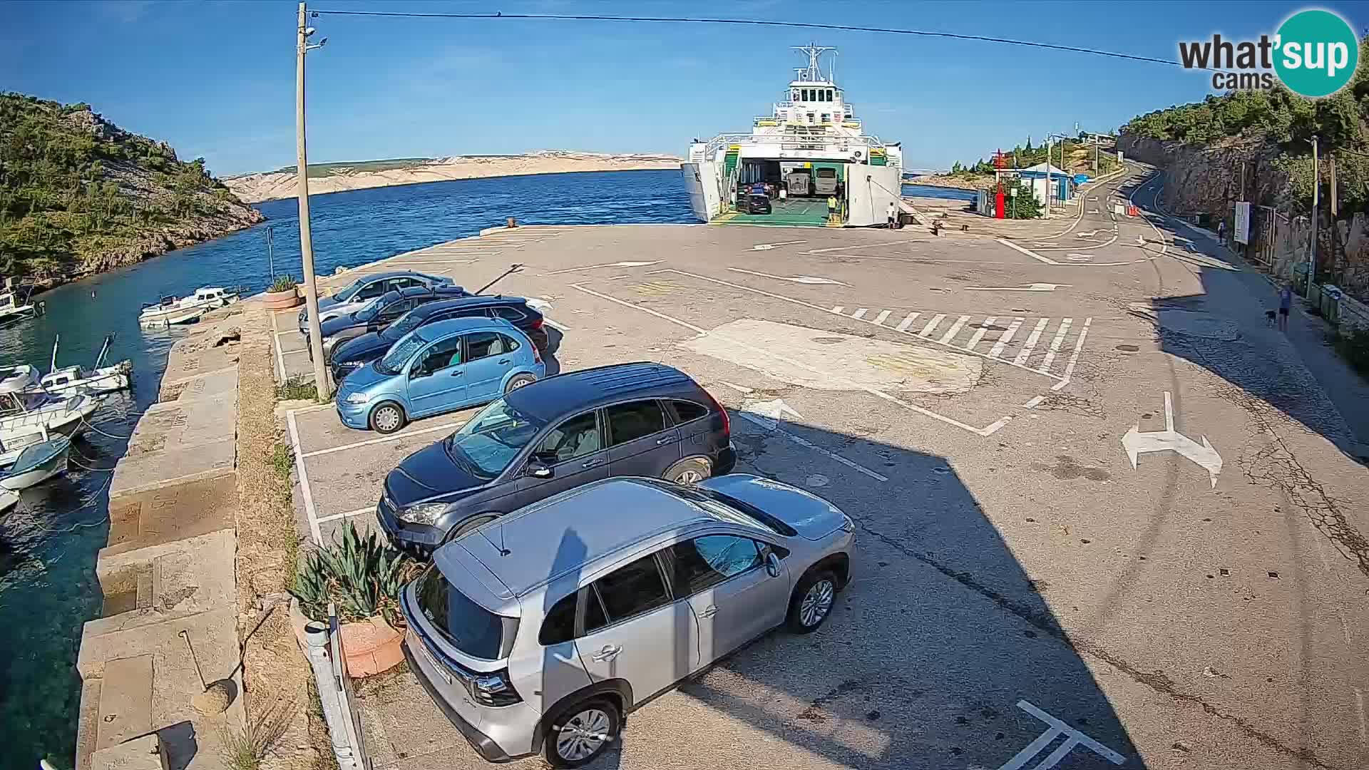 Webcam Prizna ferry port to Pag island