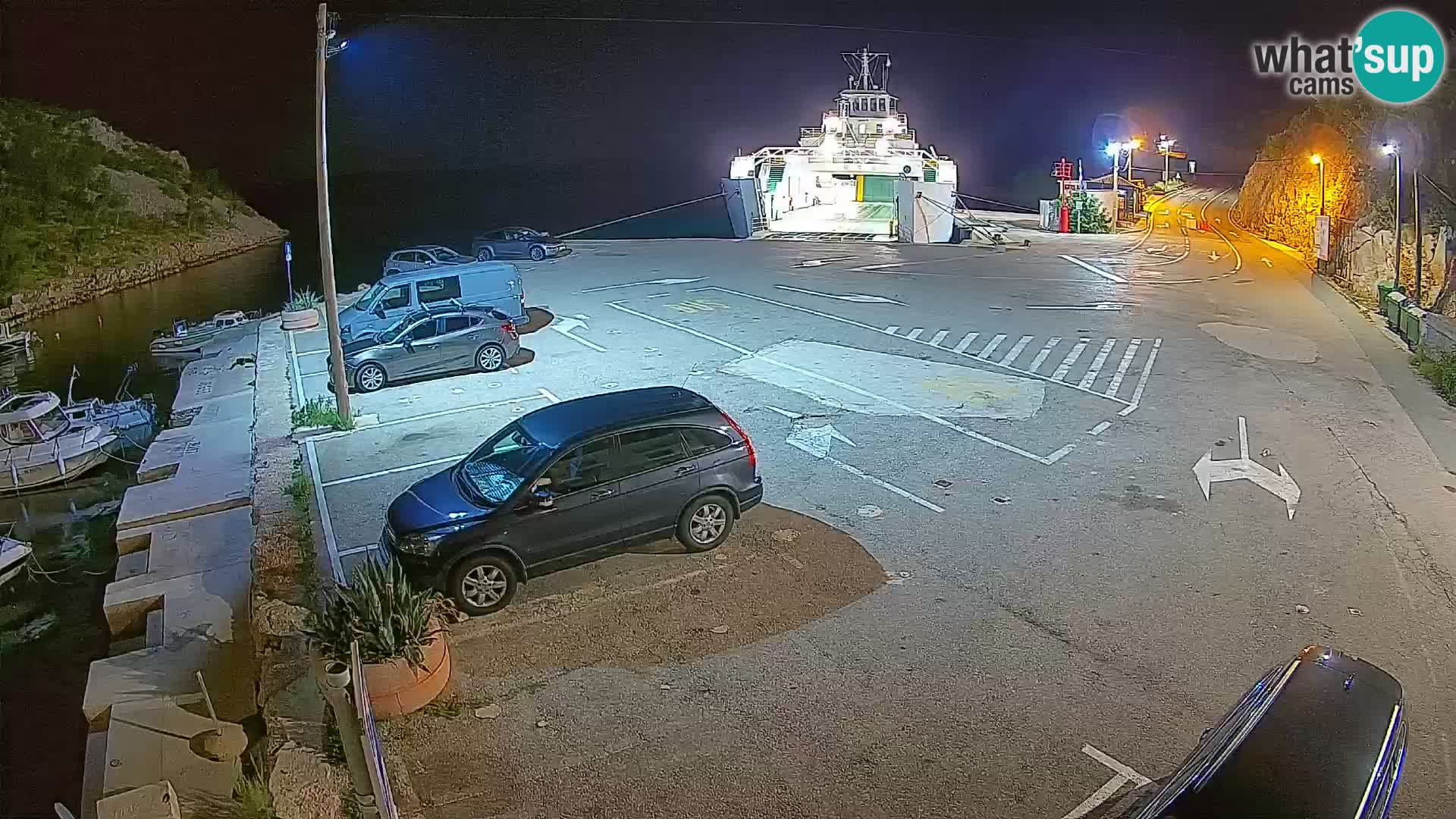Webcam del puerto de ferris de Prizna – hacia la isla de Pag