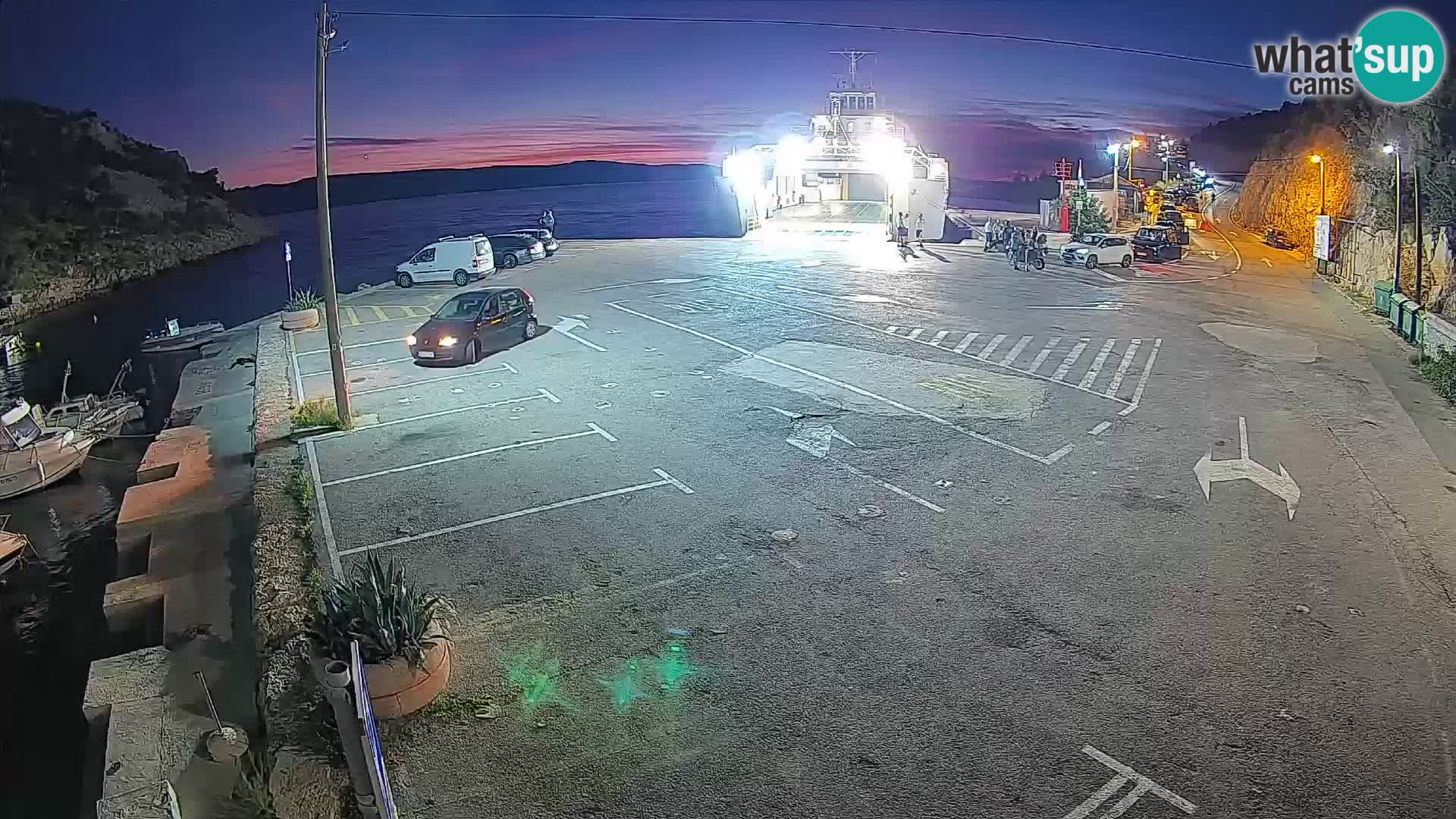 Webcam port de ferry de Prizna – vers l’île de Pag