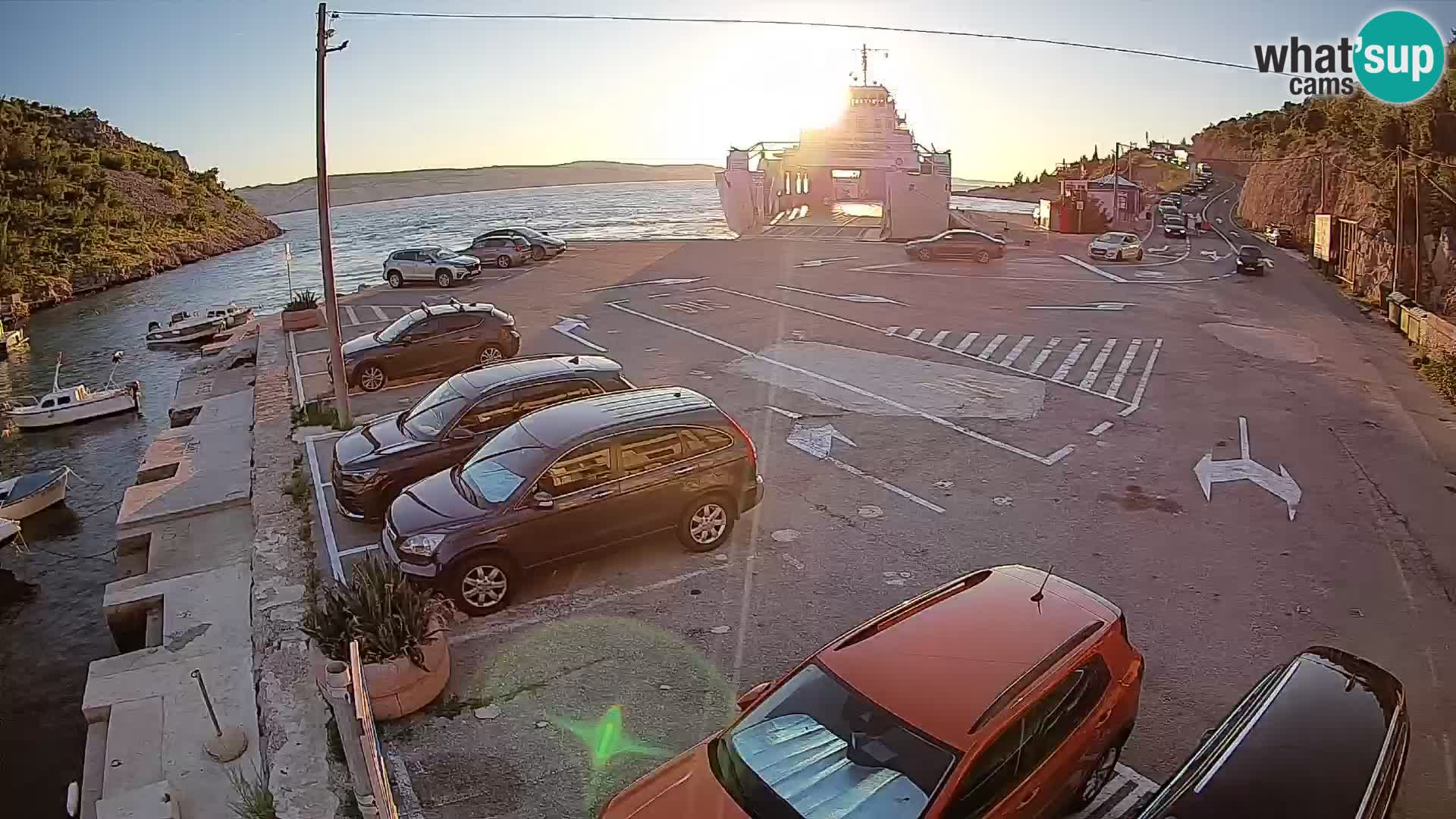Webcam Prizna ferry port to Pag island