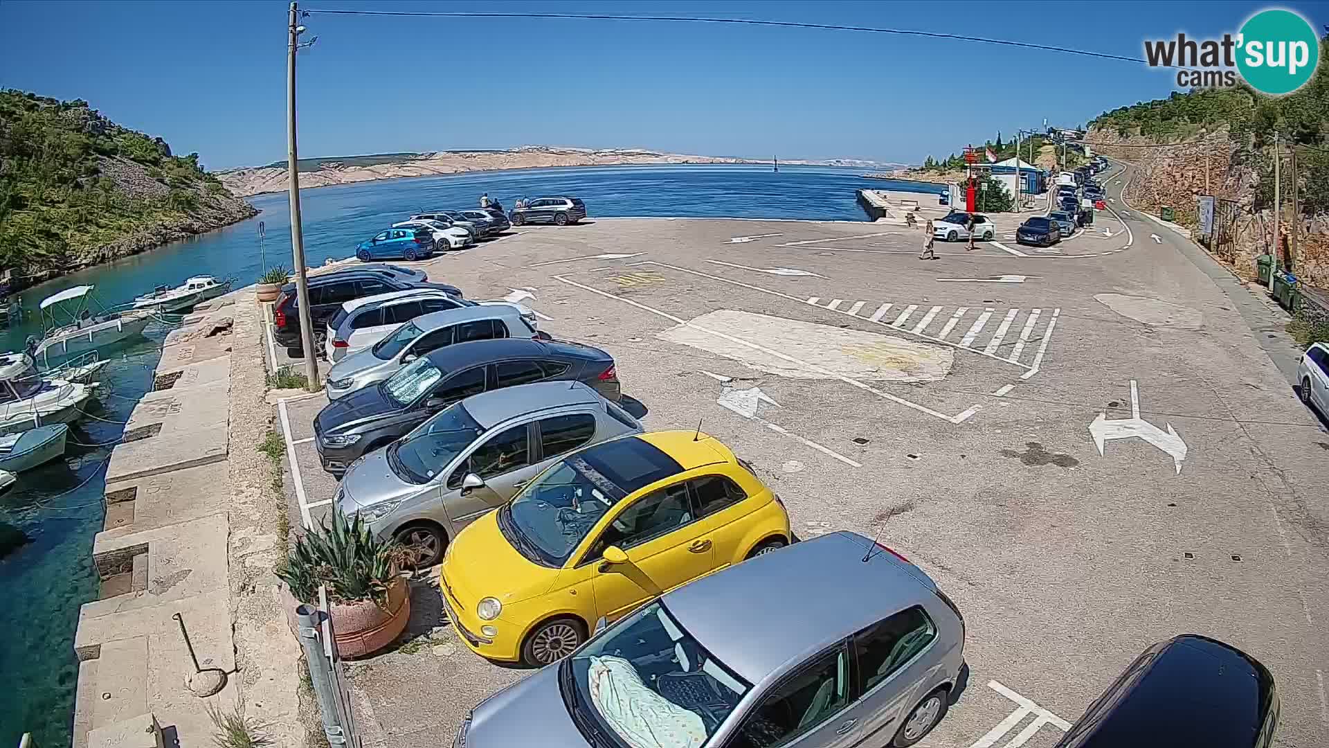 Webcam del puerto de ferris de Prizna – hacia la isla de Pag