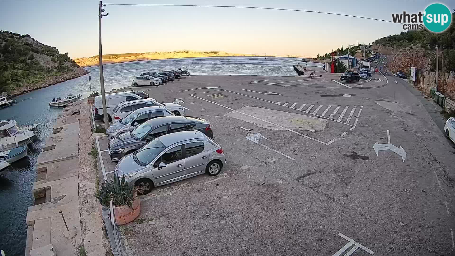 Webcam Prizna ferry port to Pag island
