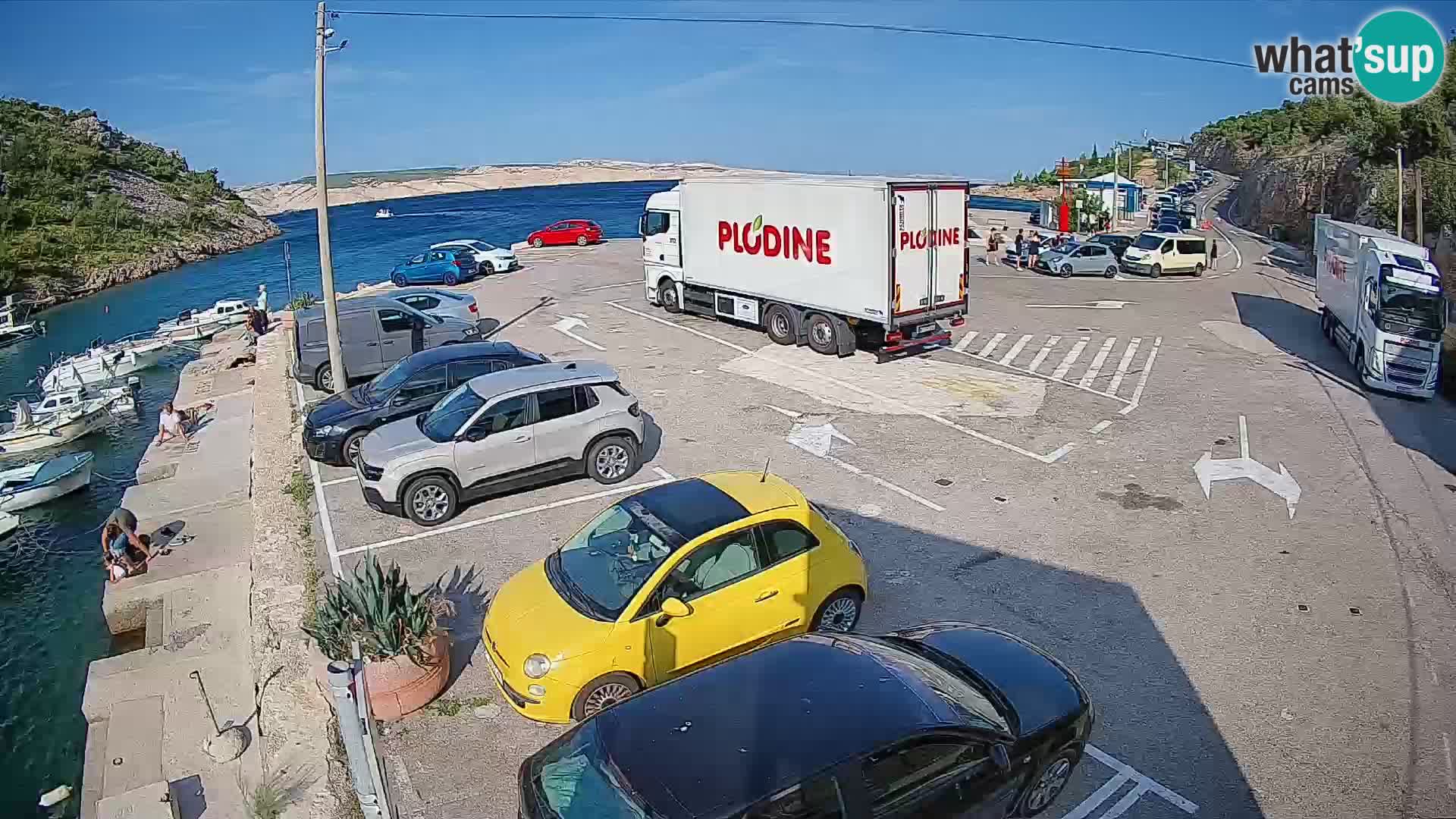 Webcam del puerto de ferris de Prizna – hacia la isla de Pag