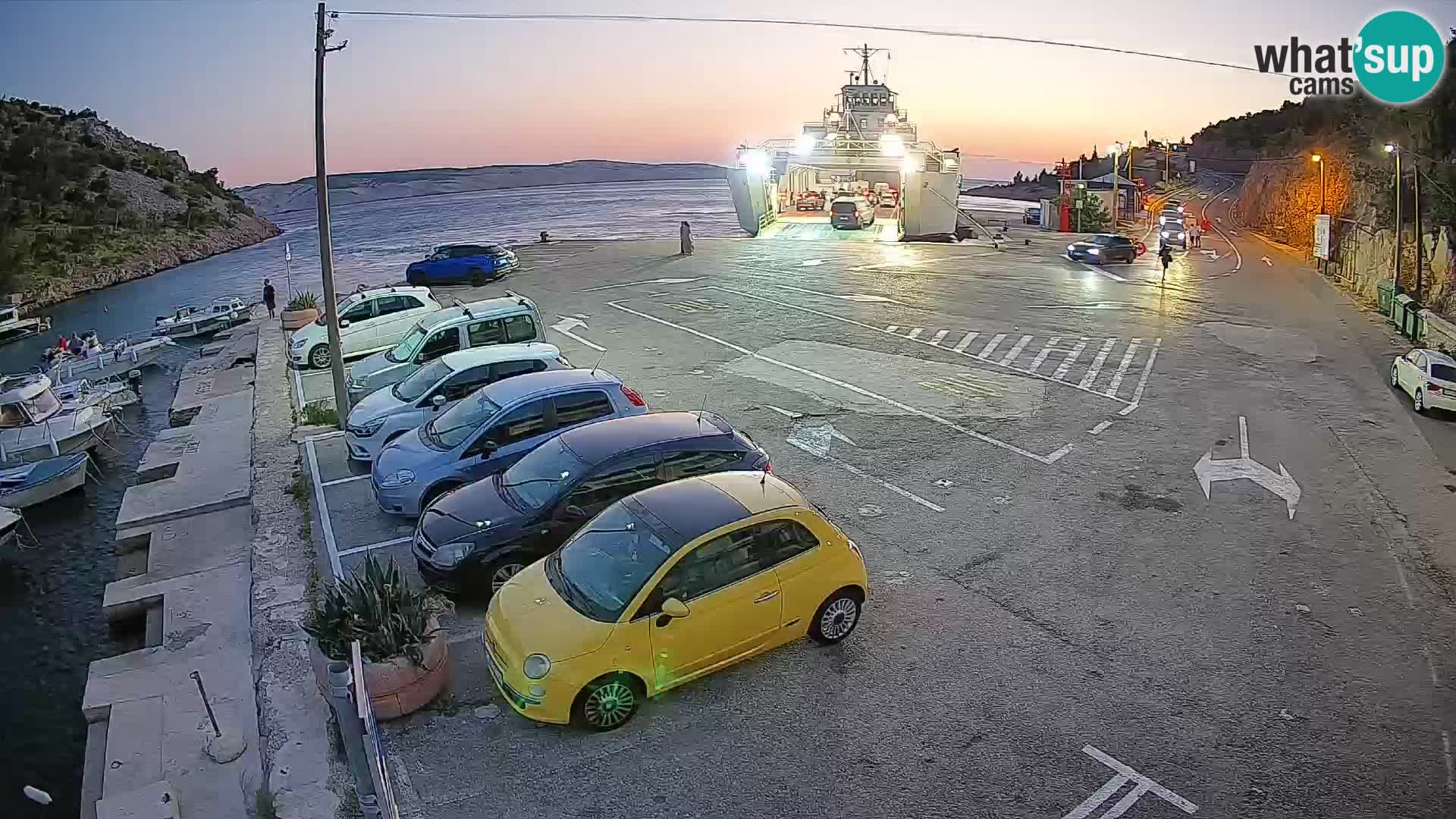 Webcam Prizna ferry port to Pag island