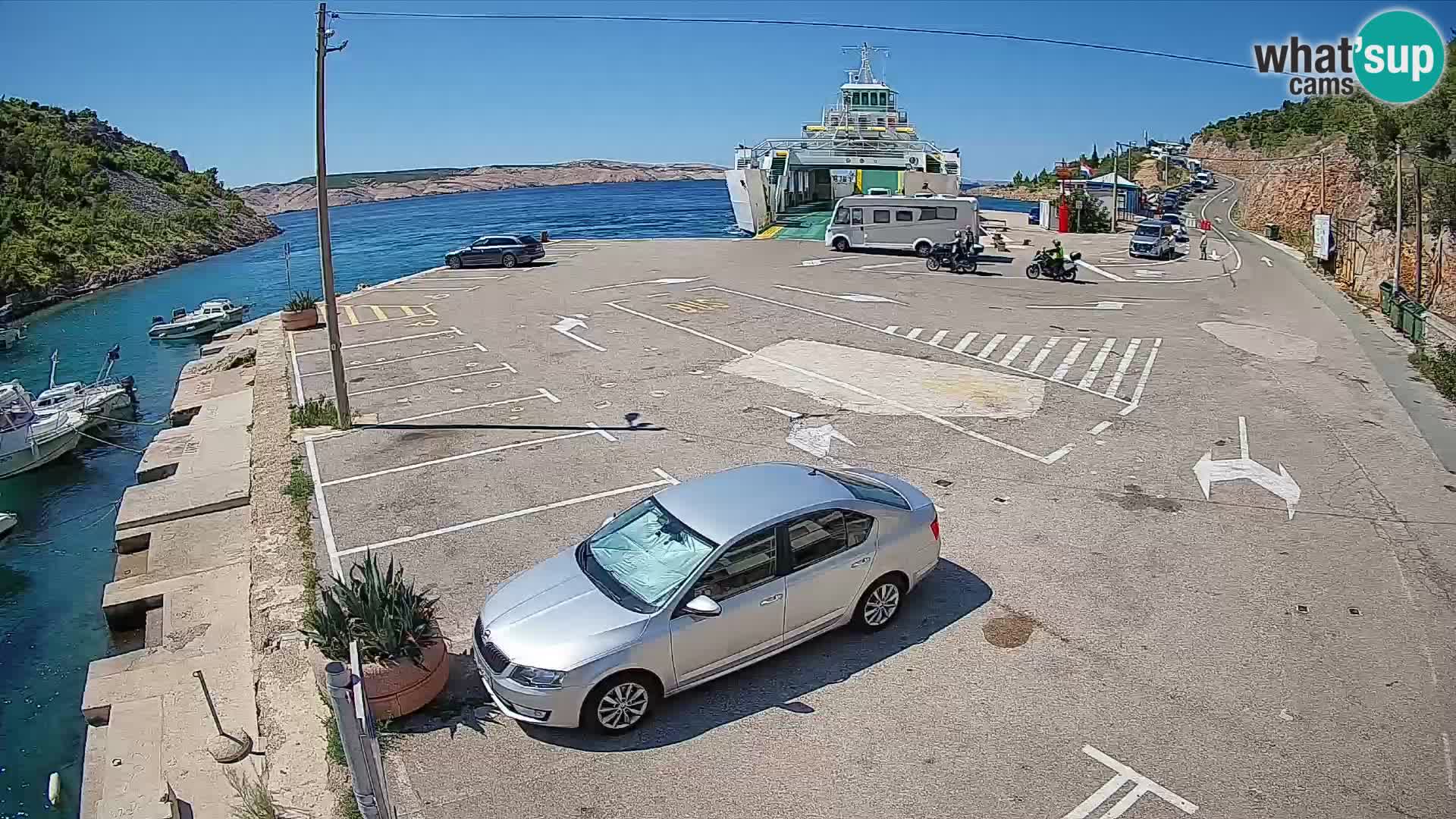 Webcam del puerto de ferris de Prizna – hacia la isla de Pag