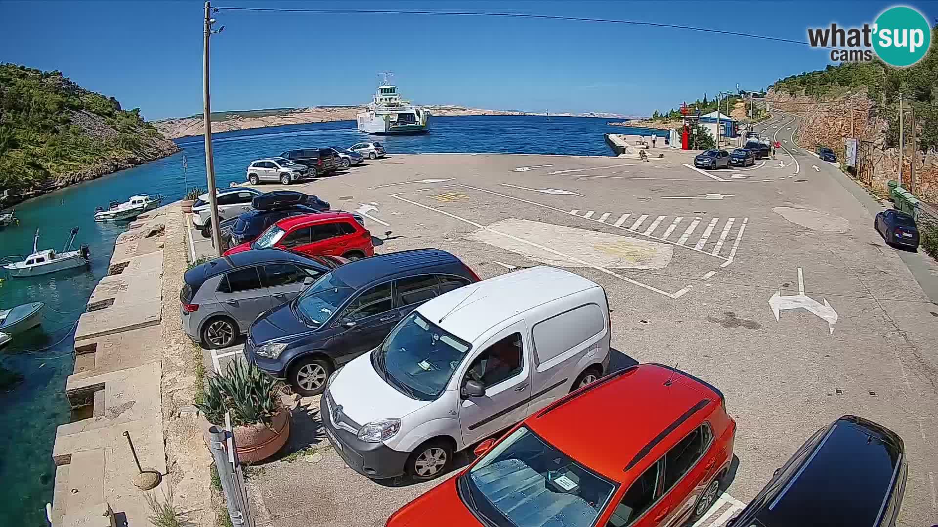Webcam Prizna ferry port to Pag island