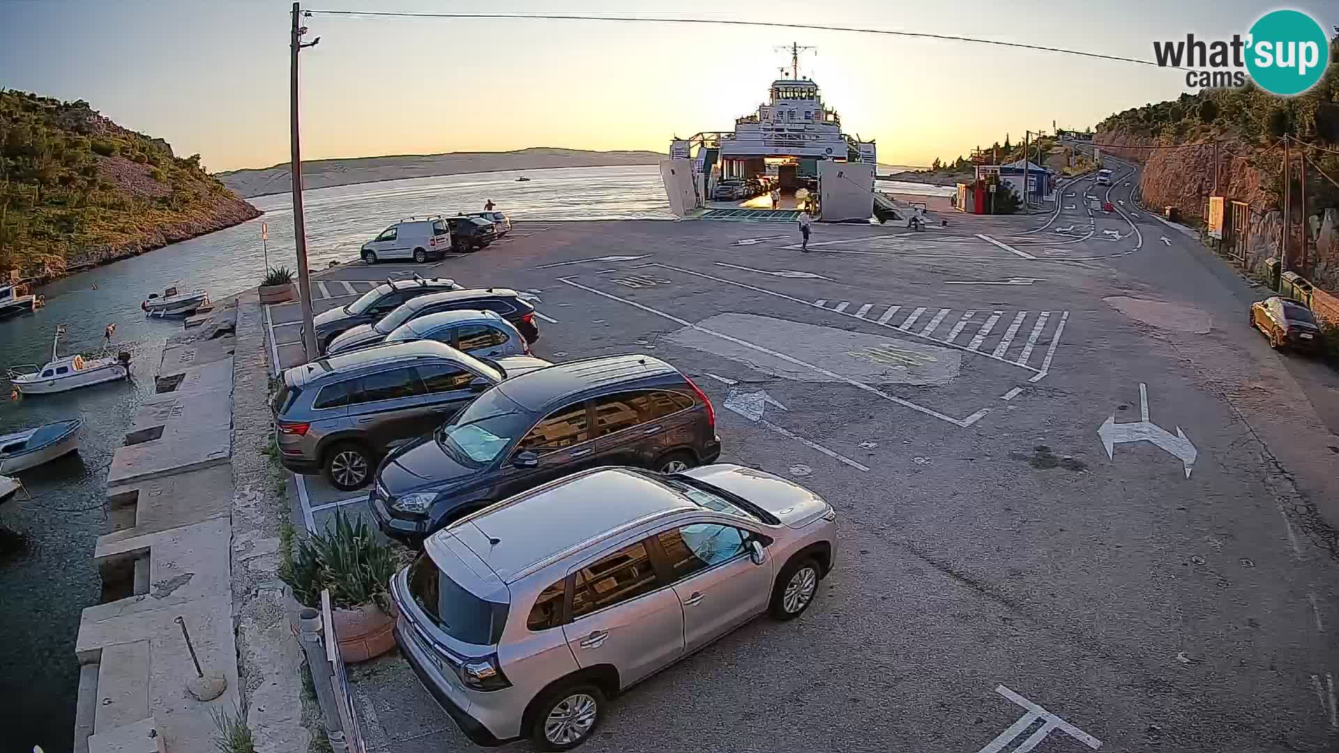 Webcam Prizna ferry port to Pag island