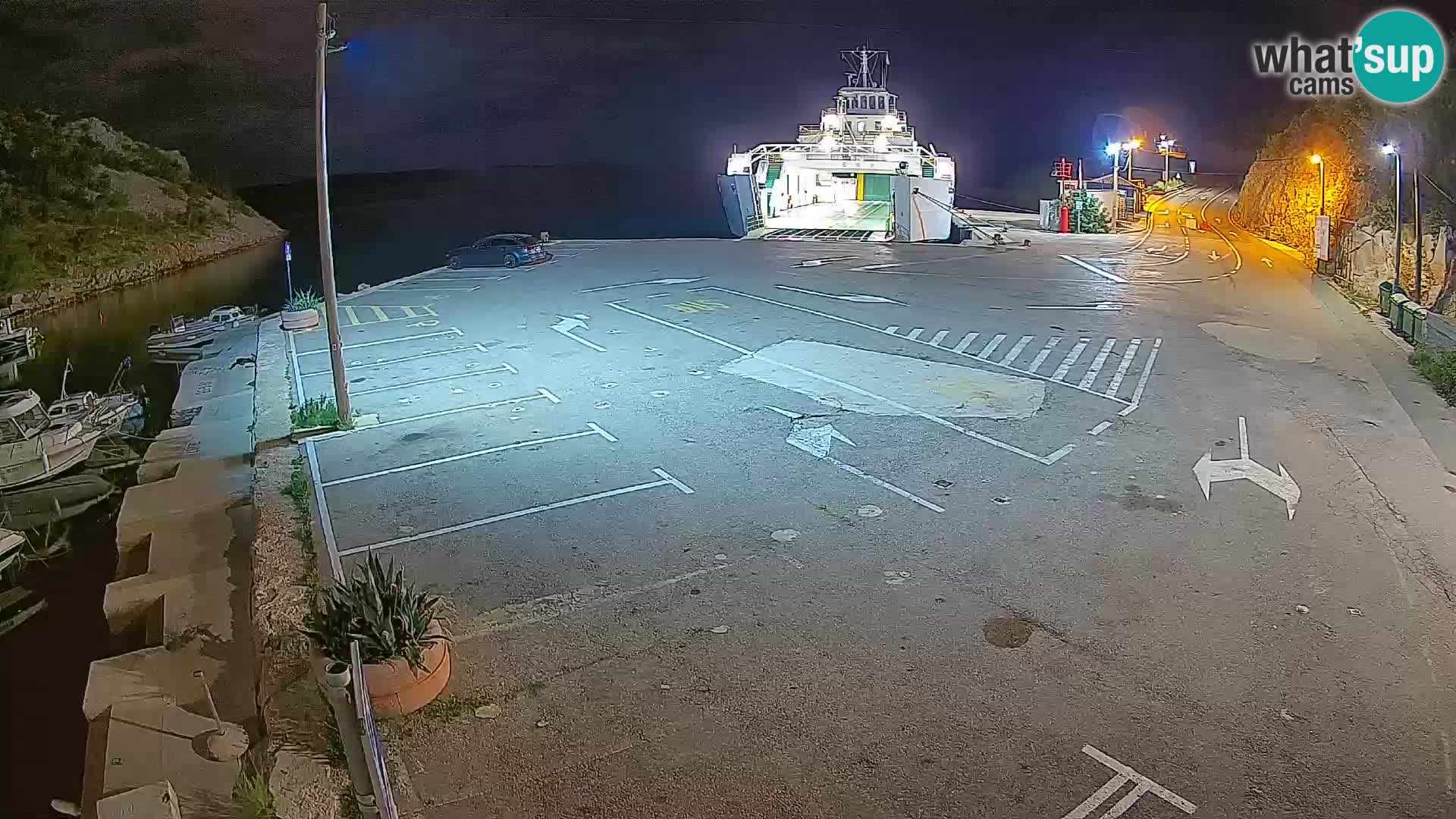 Webcam del puerto de ferris de Prizna – hacia la isla de Pag
