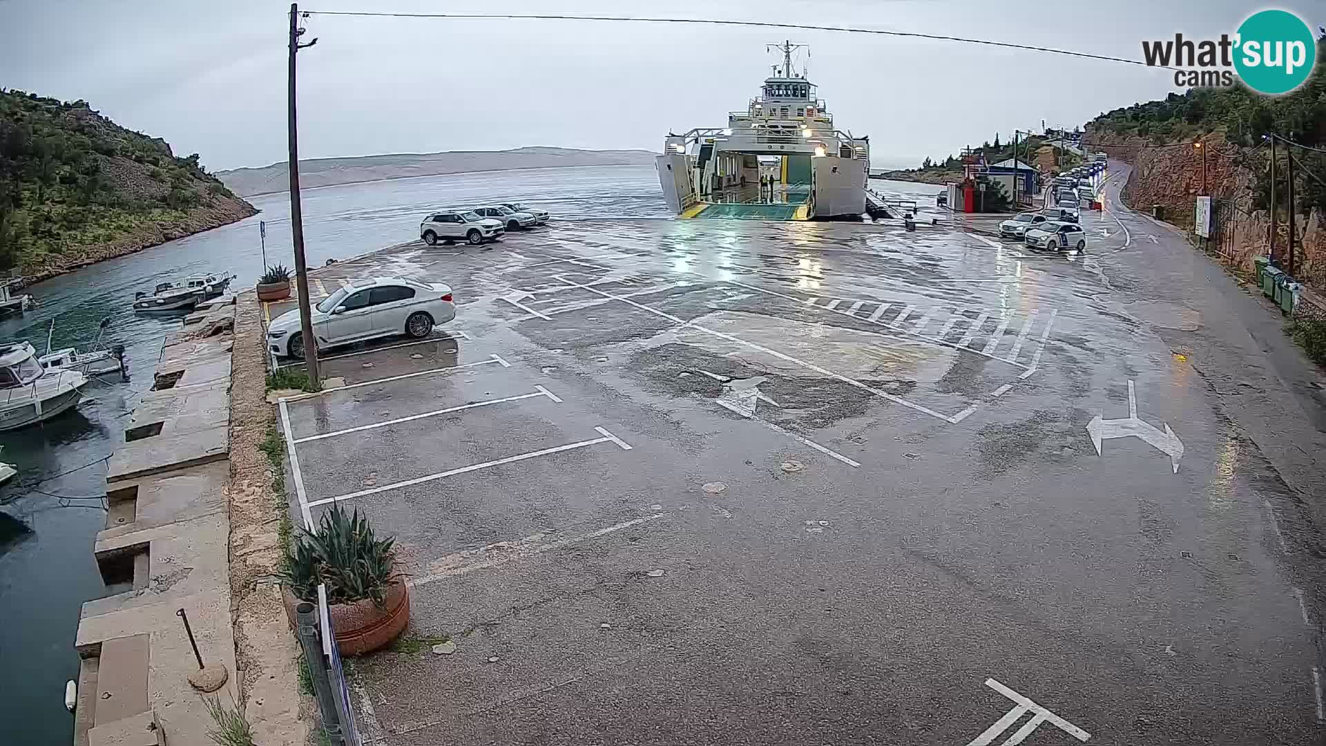 Webcam Prizna ferry port to Pag island