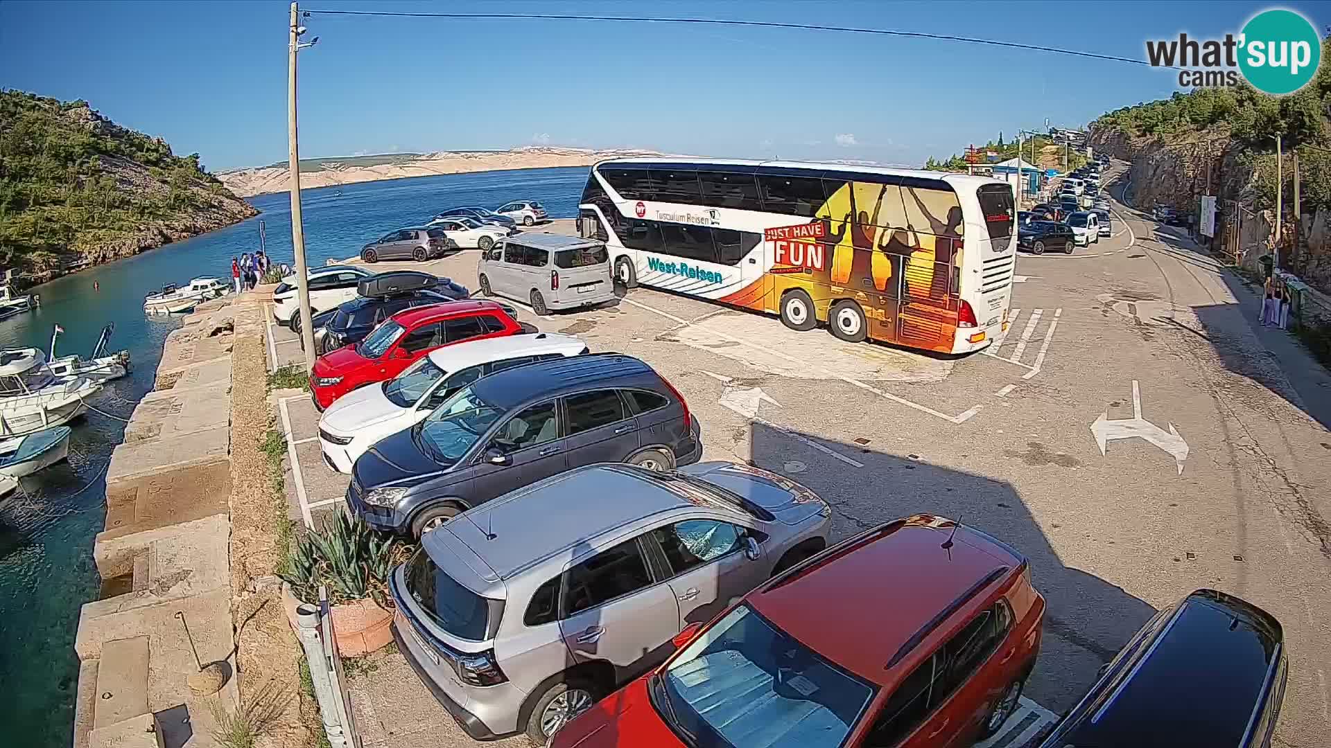 Webcam del puerto de ferris de Prizna – hacia la isla de Pag