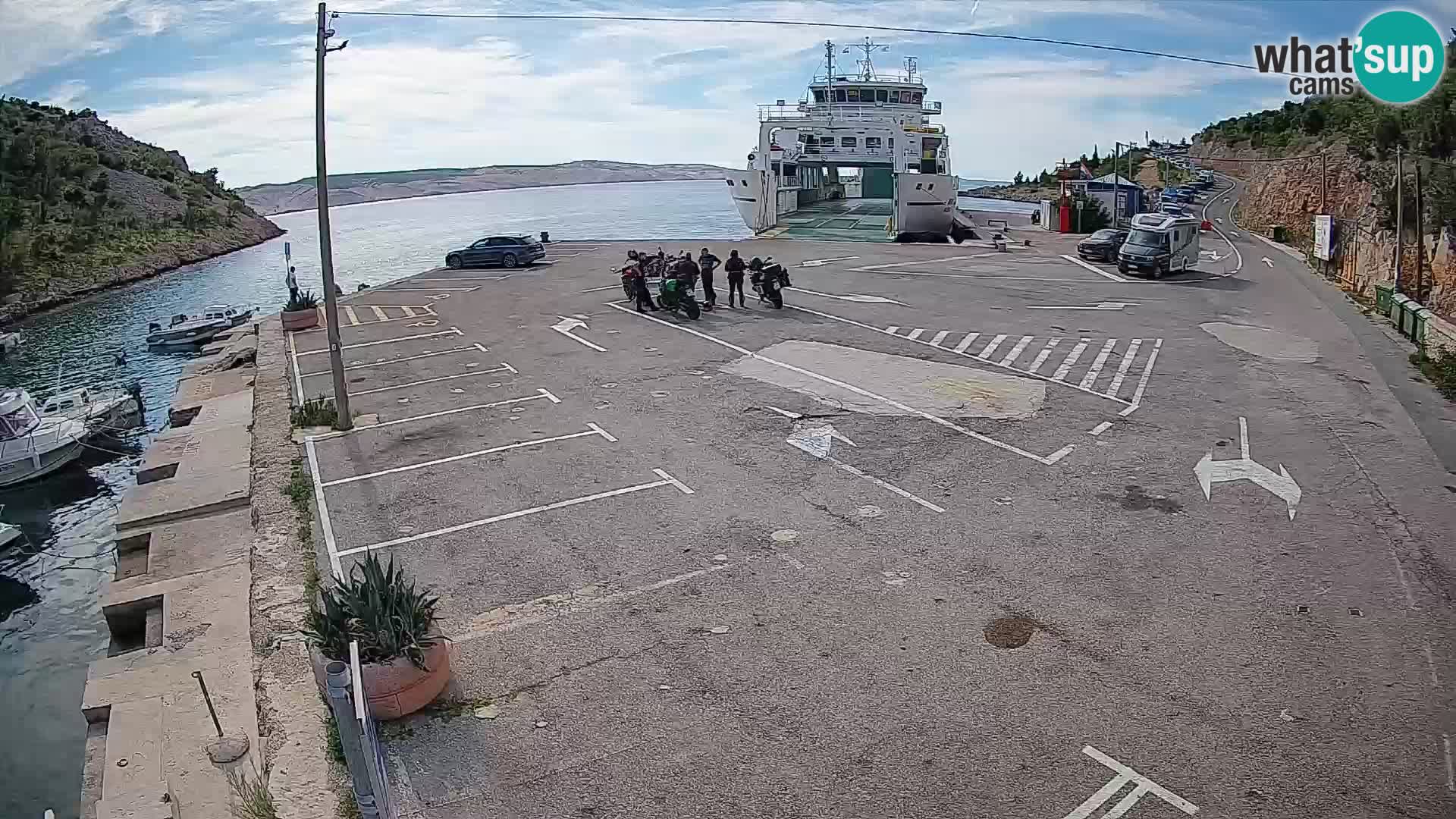 Webcam port de ferry de Prizna – vers l’île de Pag