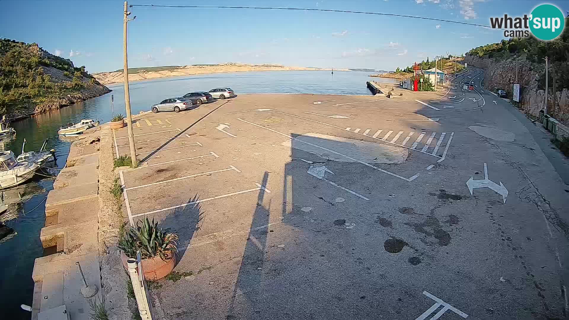 Webcam Prizna ferry port to Pag island