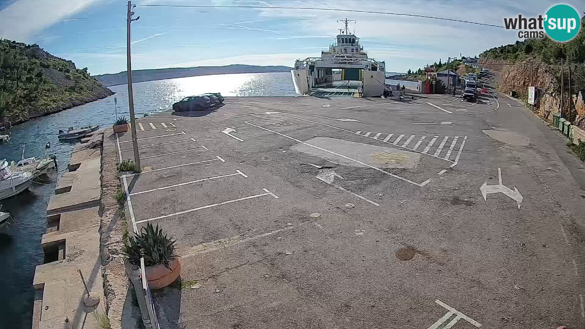 Webcam Prizna ferry port to Pag island