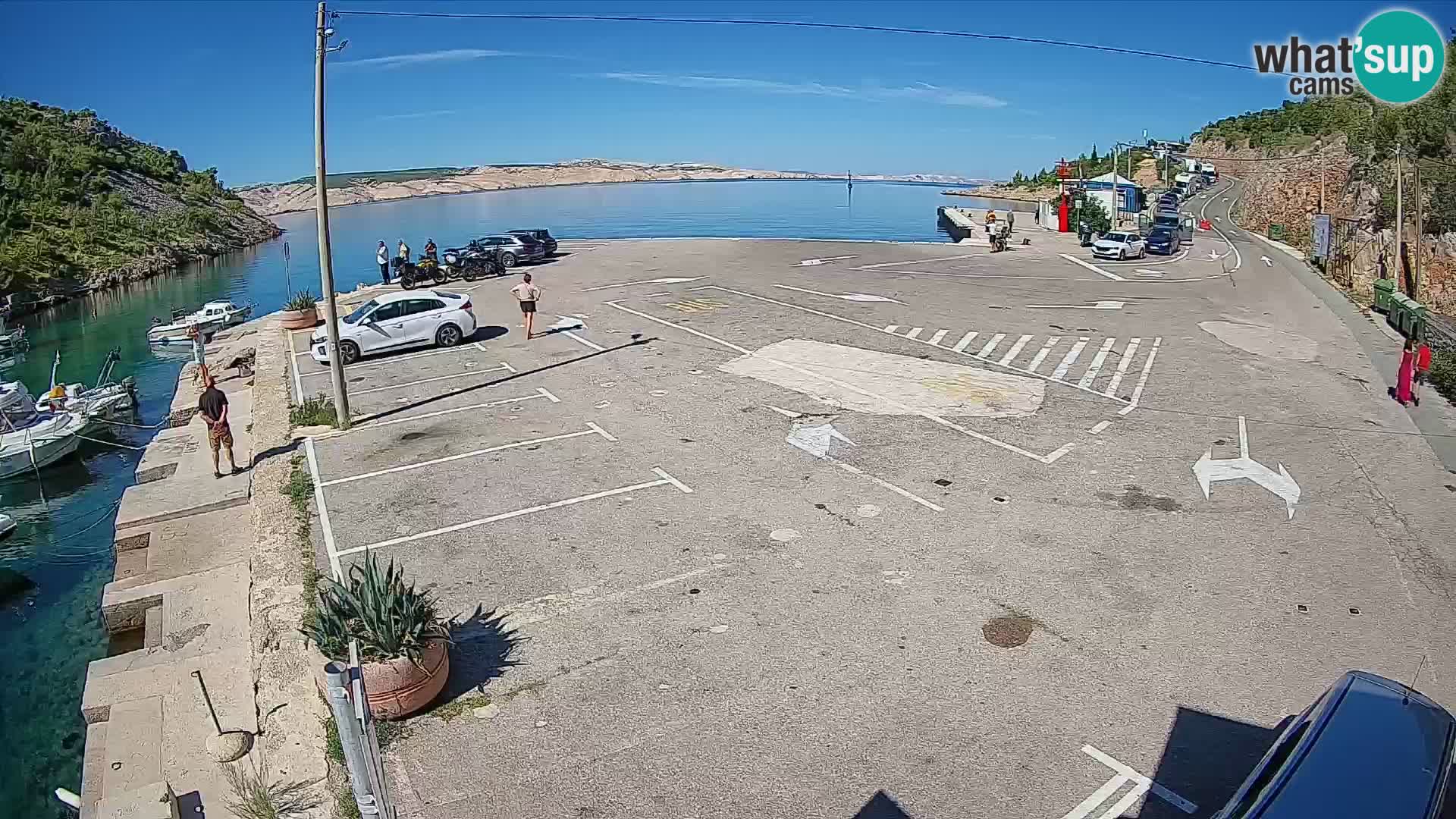 Webcam del puerto de ferris de Prizna – hacia la isla de Pag