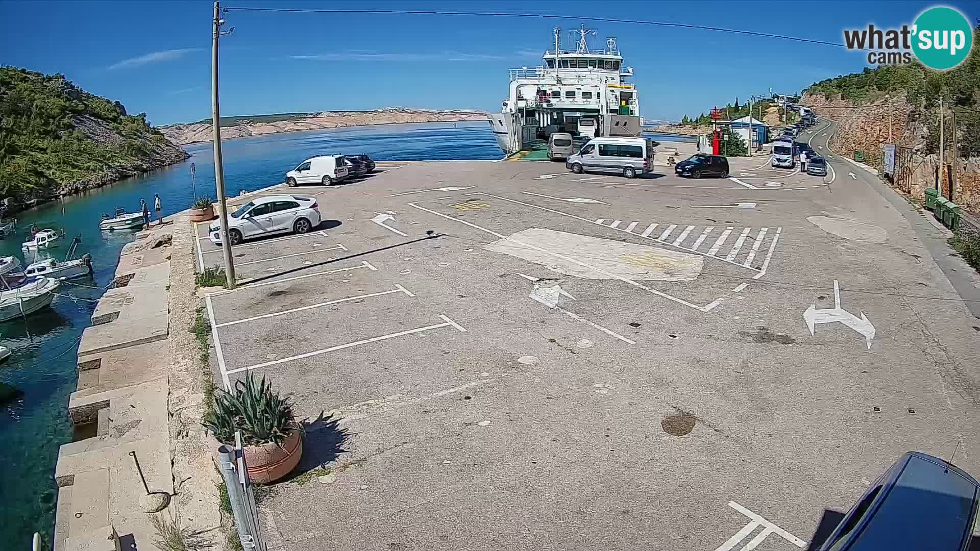 Webcam Prizna ferry port to Pag island