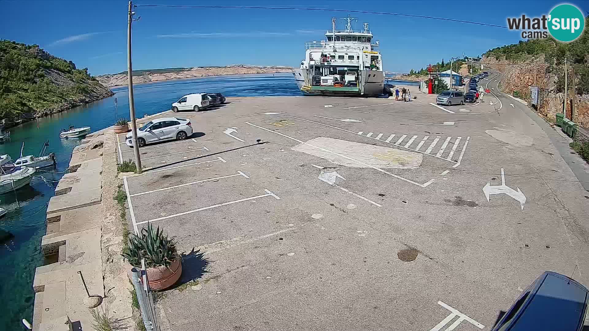 Webcam Prizna ferry port to Pag island
